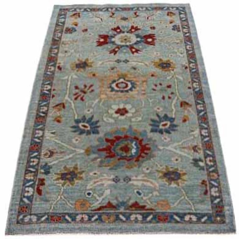 Entdecken Sie die Eleganz von Afghanistan Sultanabad mit dem kleinen Teppich CIRCA 1990. Dieses exklusive Design mit Wolle und BlueRed ist perfekt, um Ihren Raum zu verschönern.