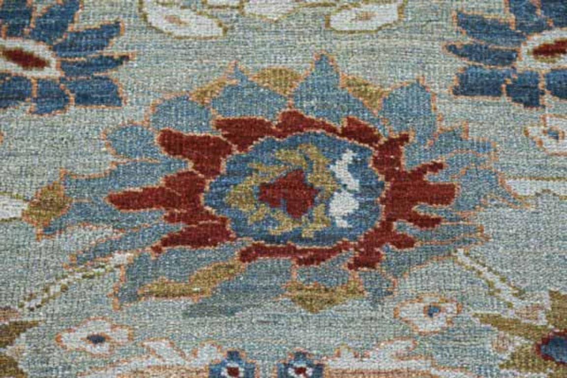 Kleiner Sultanabad-Teppich aus Wolle in Blau und Rot aus Afghanistan - 91055 (Stammeskunst) im Angebot