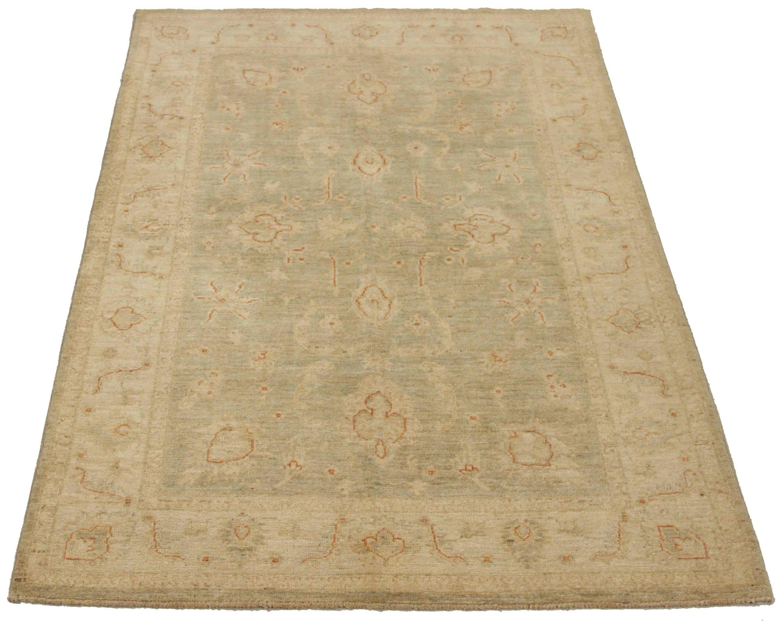 Scopri l'eleganza dell'Afghanistan Tabriz con i tappeti d'area CIRCA 1990. Progettato con una meticolosa attenzione ai dettagli, questo design esclusivo è perfetto per valorizzare il tuo spazio.