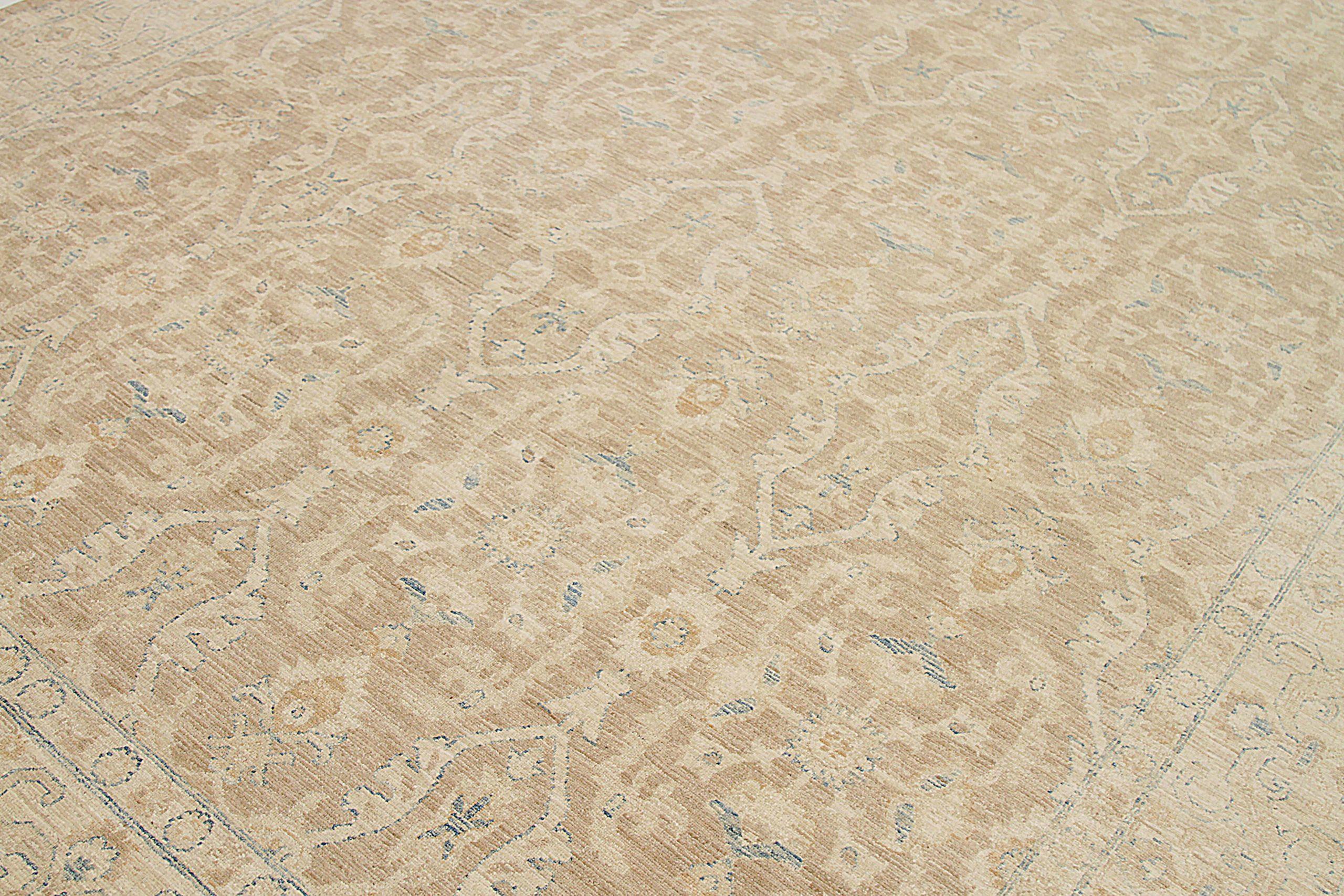 Afghanistan Tabriz Area Rugs Circa 1990 - Wool Brown Ivory Taupe Design - 92438 In Excellent Condition For Sale In Dallas, TX
