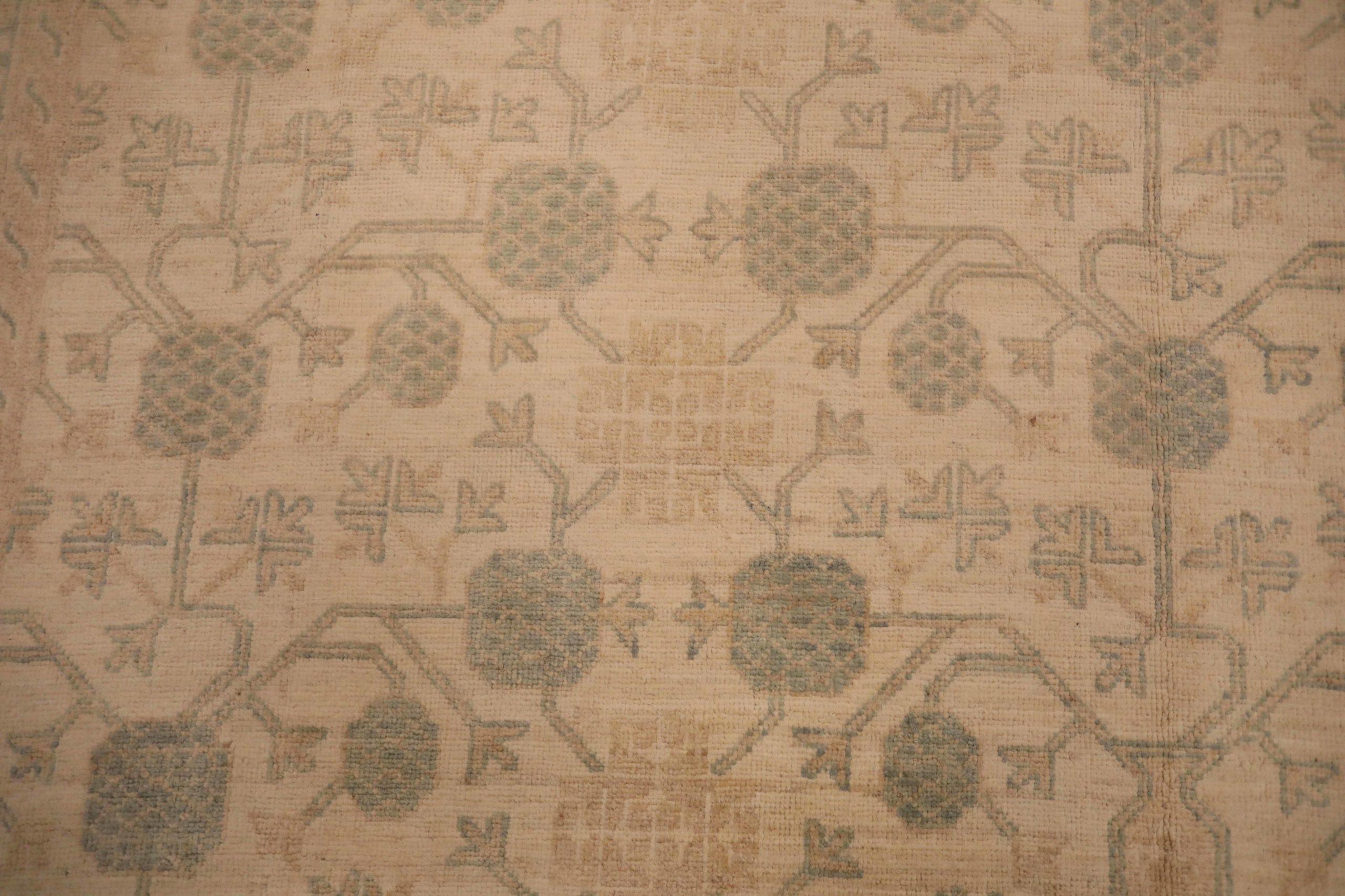 Tapis de Tabriz d'Afghanistan datant d'environ 1990, motif gris ivoire en laine, 91924 Excellent état - En vente à Dallas, TX