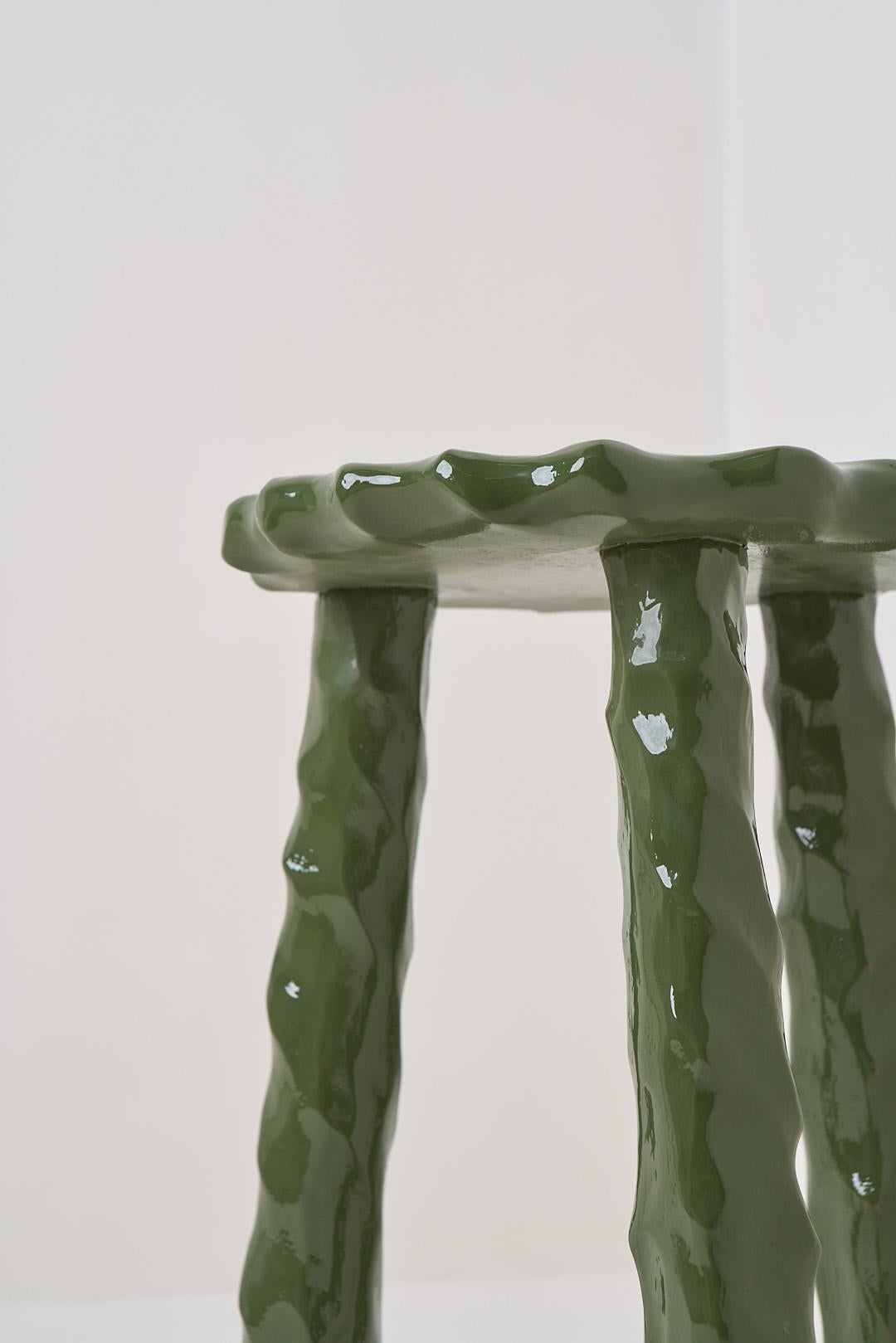 Afinco Collection, Tall Military Green Wooden Stool In New Condition For Sale In Belo Horizonte, Minas Gerais