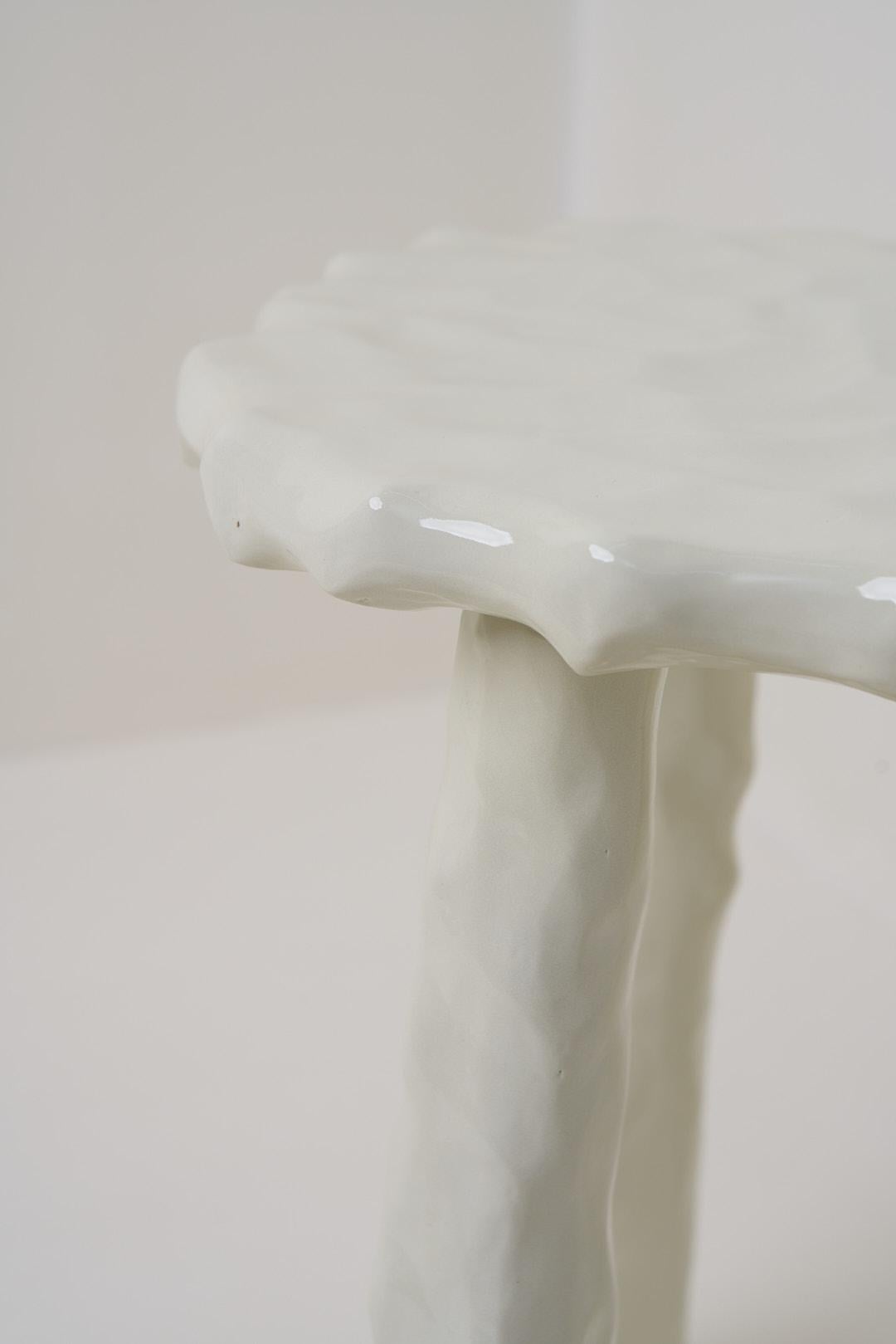 Afinco Collection, Tall Off-White Wooden Stool In New Condition For Sale In Santa Edwiges, MG