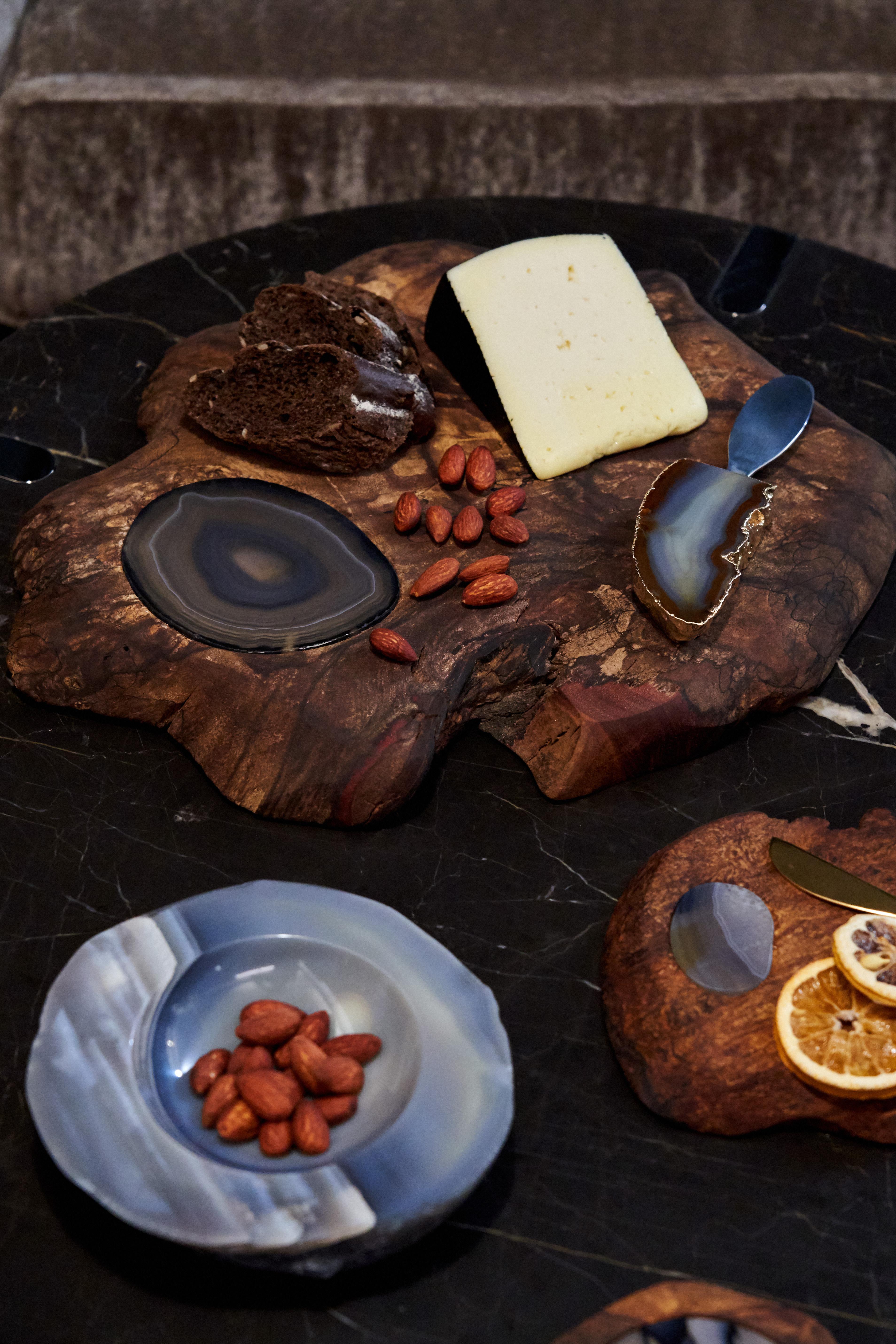 Afora Platter in Agate and Wood by Anna Rabinowitz 4