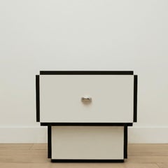 A_Forma Nachttisch