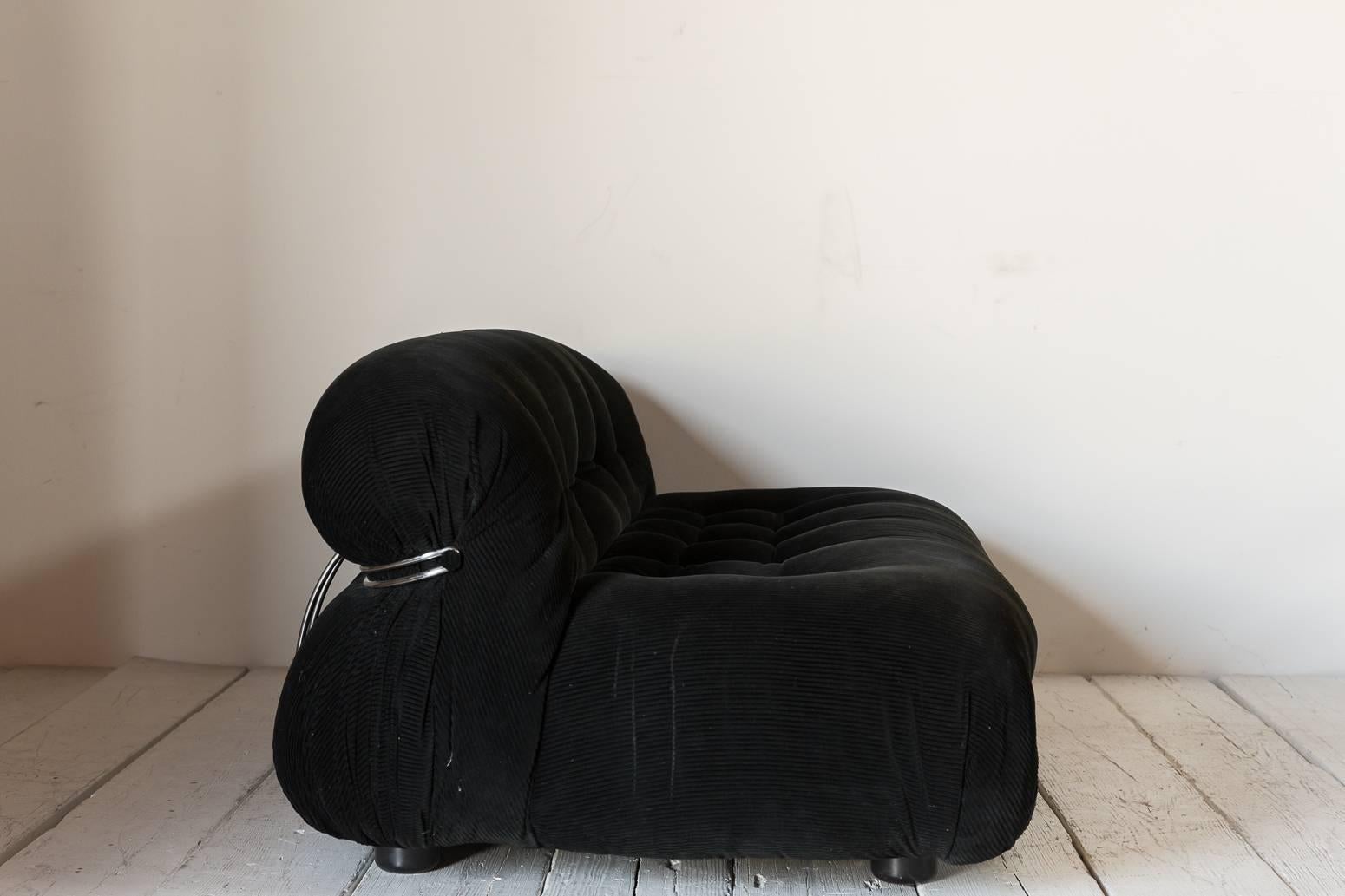 Italian Afra & Tobia Scarpa 'Soriana' Sofa Upholstered in Original Black Velvet
