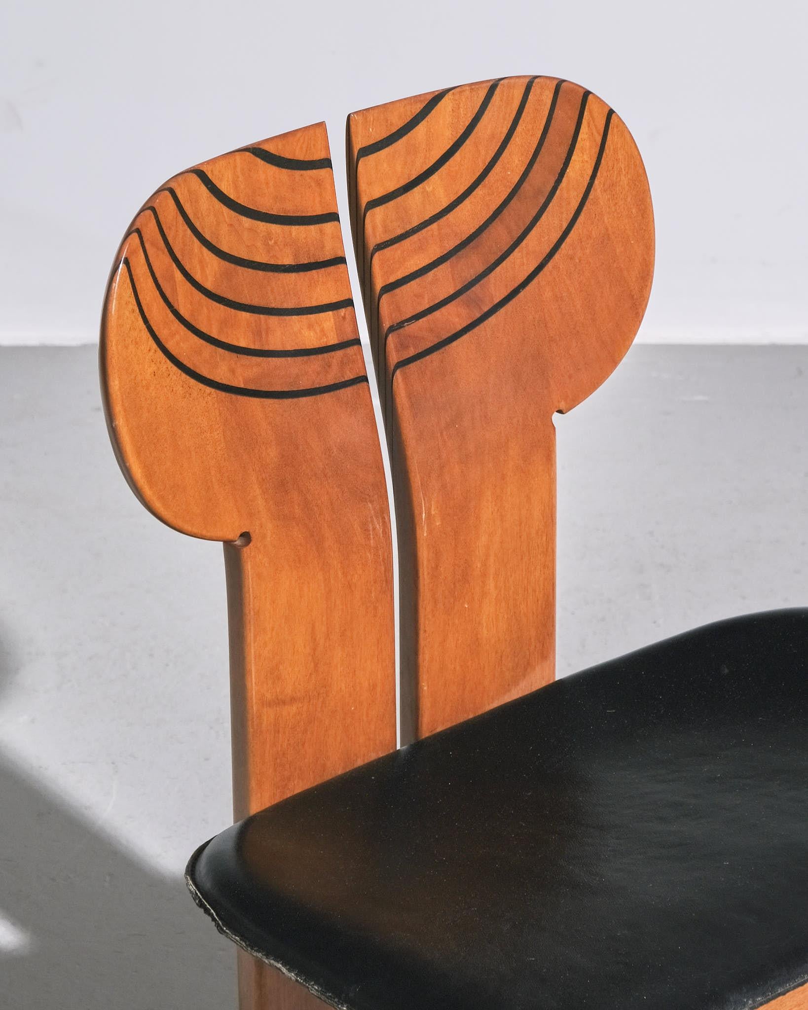 Afra and Tobia Scarpa 'Africa' Dining Chairs- four available In Excellent Condition For Sale In London, GB