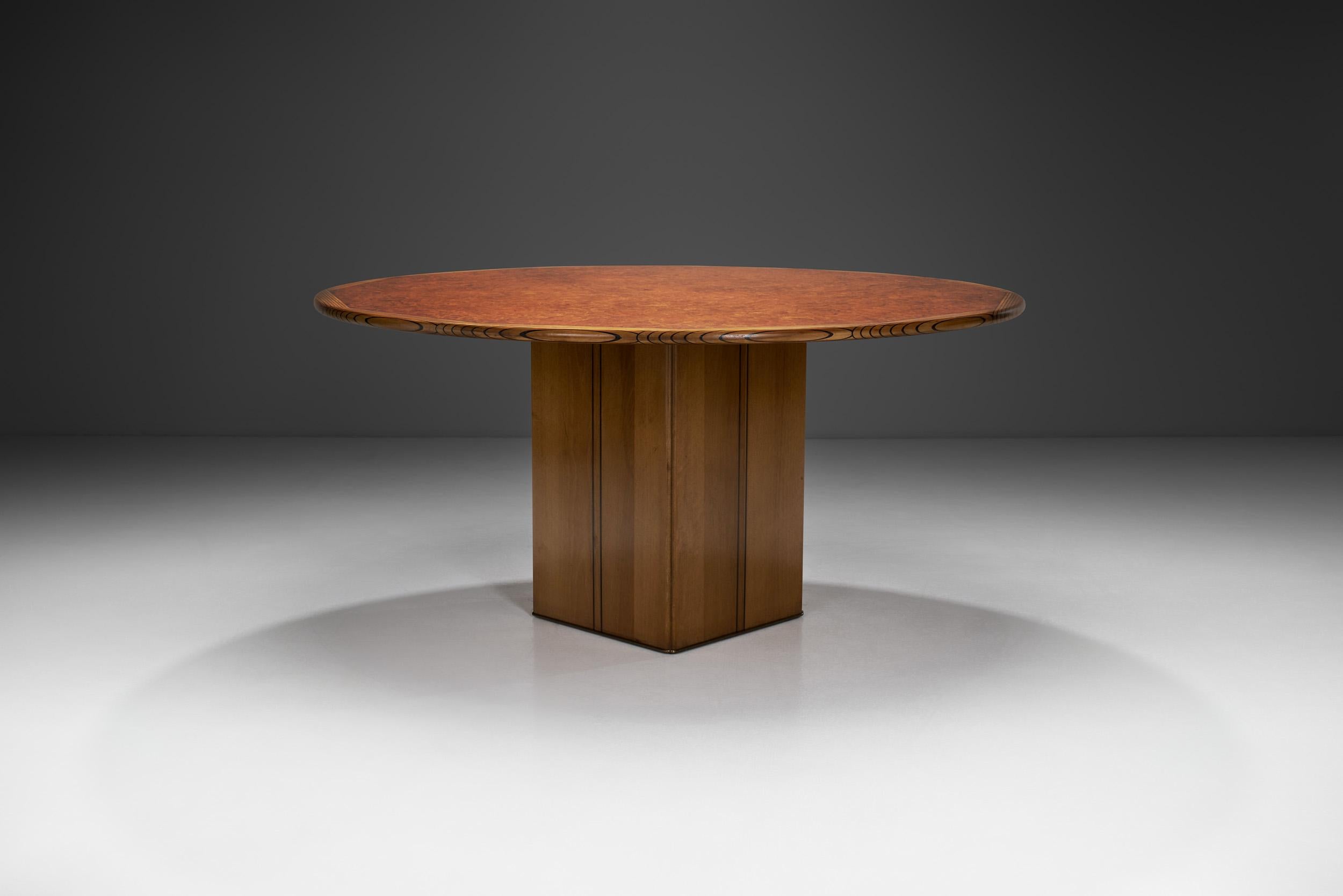 Esstisch „Africa“ aus Nussbaumholz von Afra und Tobia Scarpa für Maxalto, Italien 1975 (Moderne) im Angebot