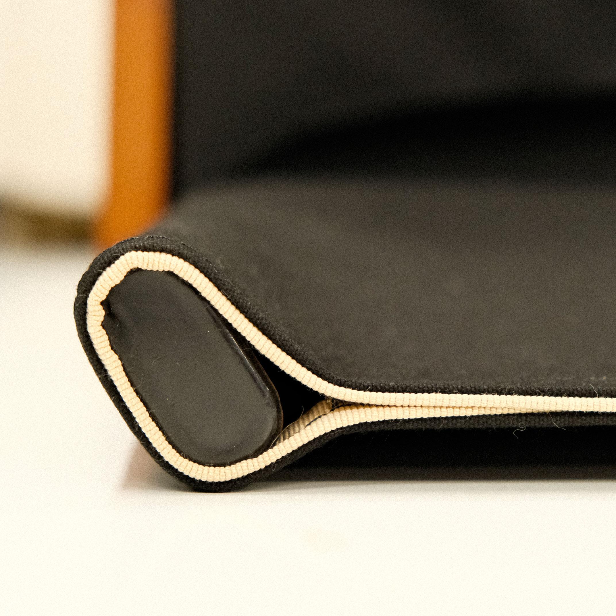 Sedia da pranzo Tobia Scarpa in Tela Nera per Molteni, Set di 4 in vendita 10