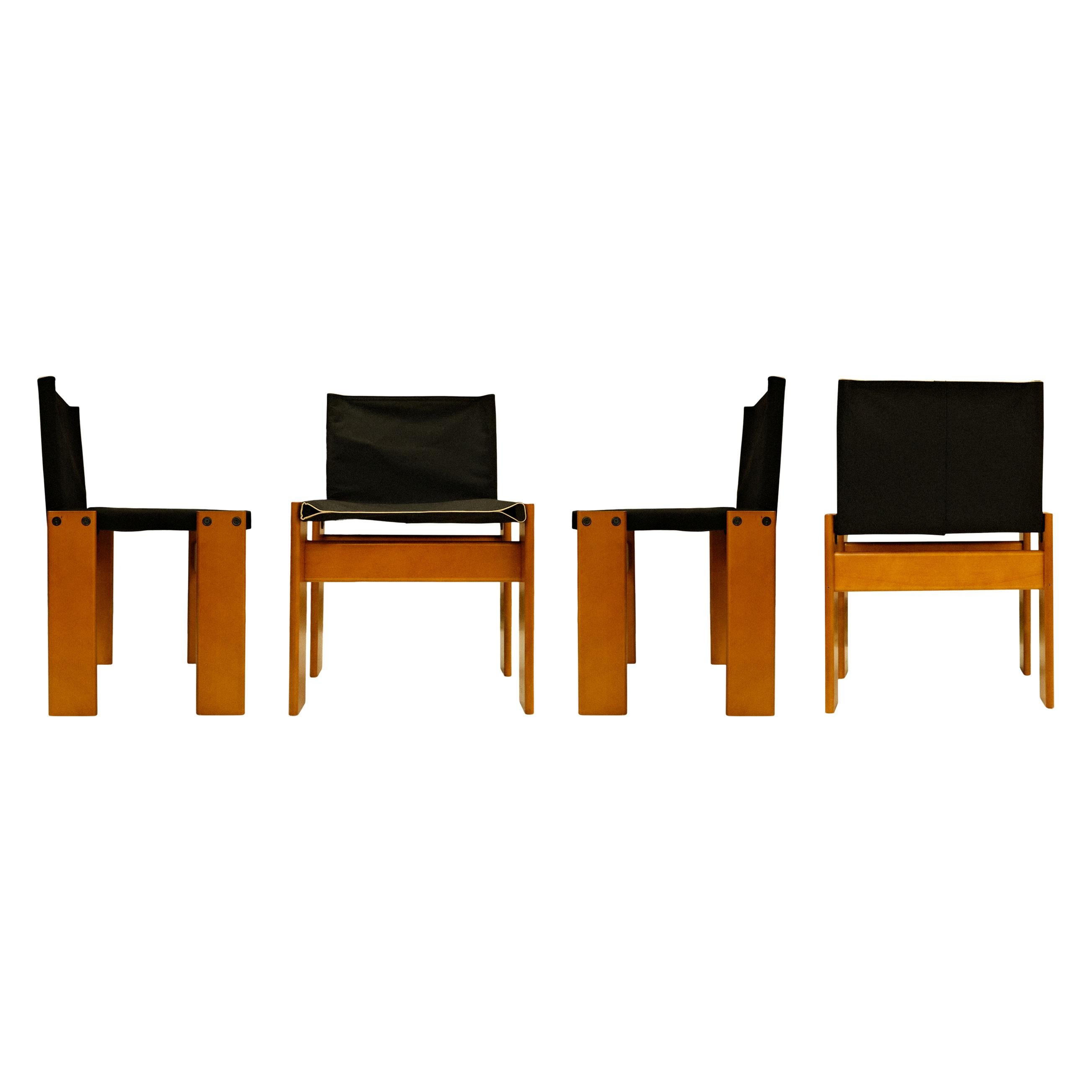 Set di quattro sedie da pranzo 