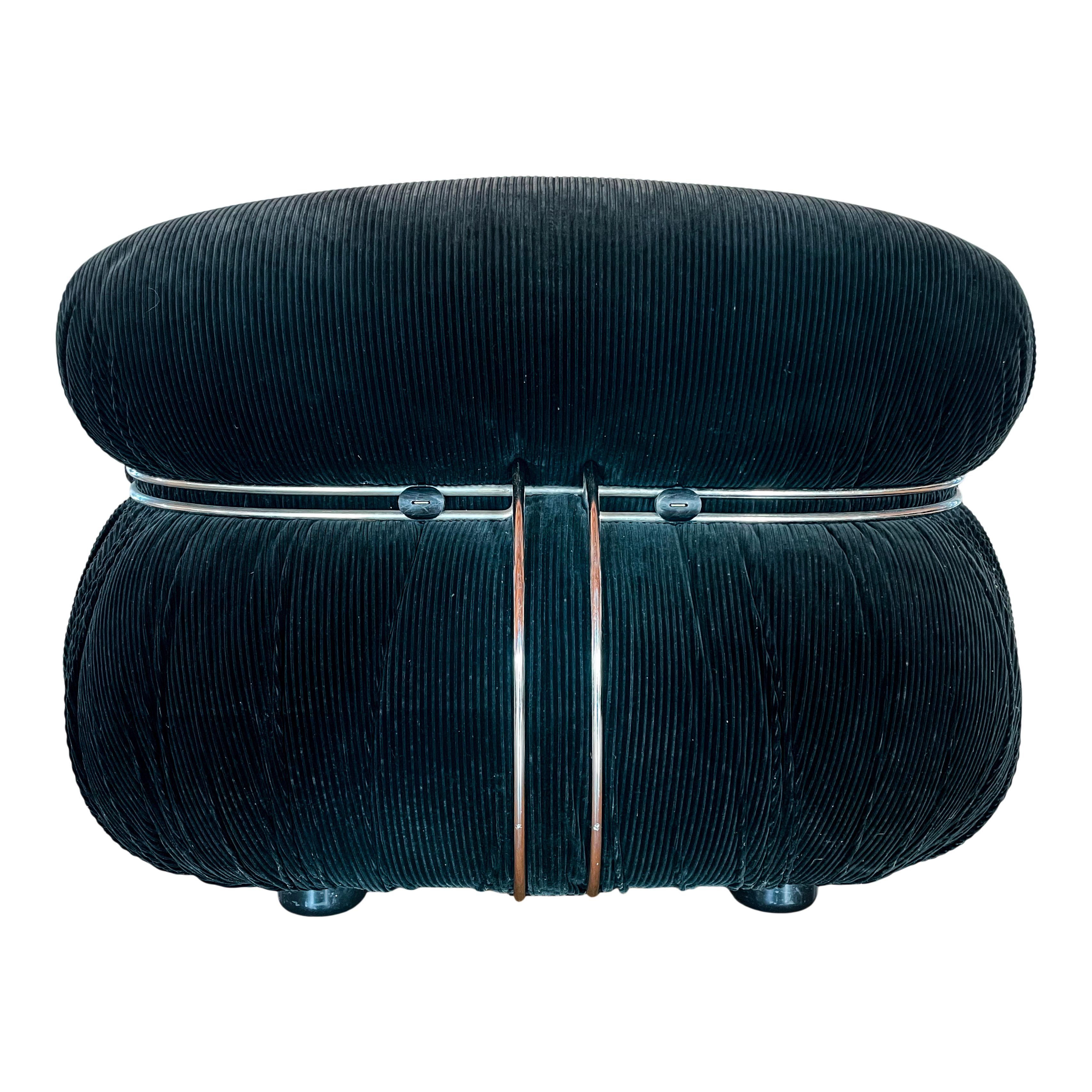 Italian Afra and Tobia Scarpa Brown Velvet Soriana Lounge Chair for Cassina, 1969 For Sale