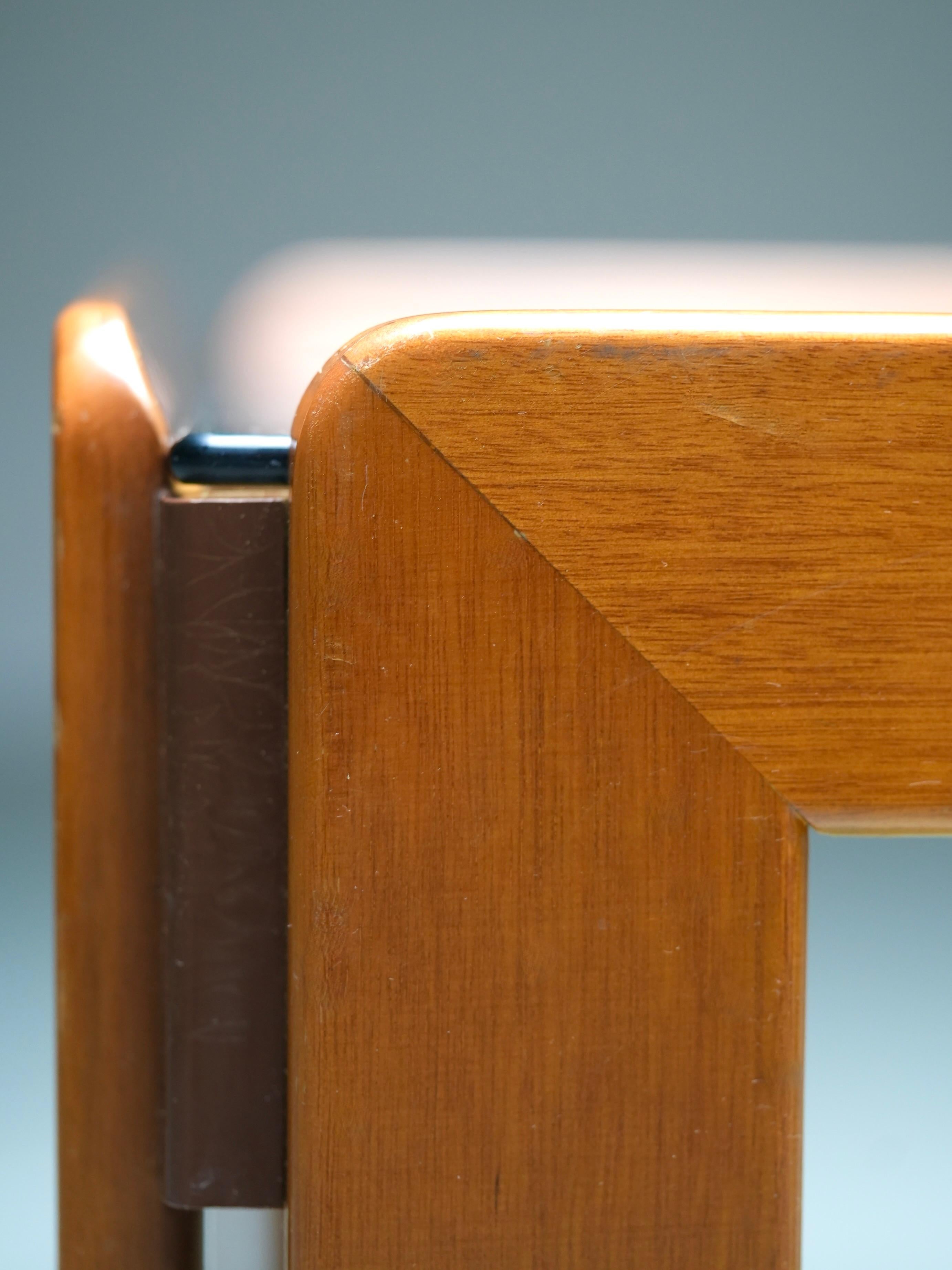 Table basse en noyer et verre Afra & Tobia Scarpa, Italie, années 1960 en vente 1