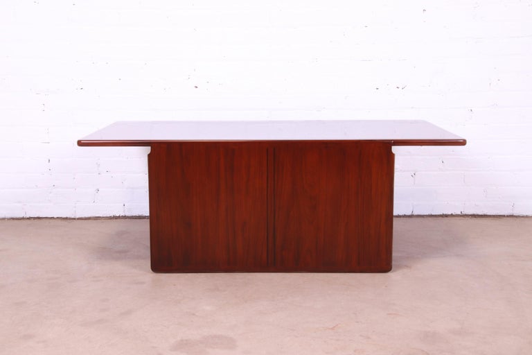 Italian Afra and Tobia Scarpa for B&B Italia Rosewood Coffee Table For Sale