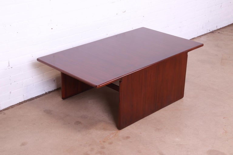 Afra and Tobia Scarpa for B&B Italia Rosewood Coffee Table In Good Condition For Sale In South Bend, IN
