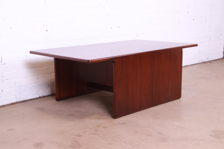 20th Century Afra and Tobia Scarpa for B&B Italia Rosewood Coffee Table For Sale