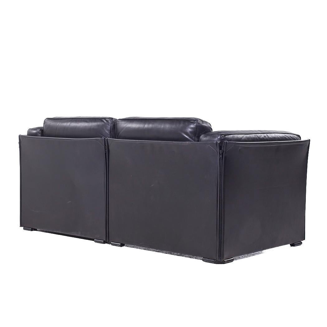 Afra and Tobia Scarpa for Cassina Mid Century Italian Leather Sofa For Sale 1