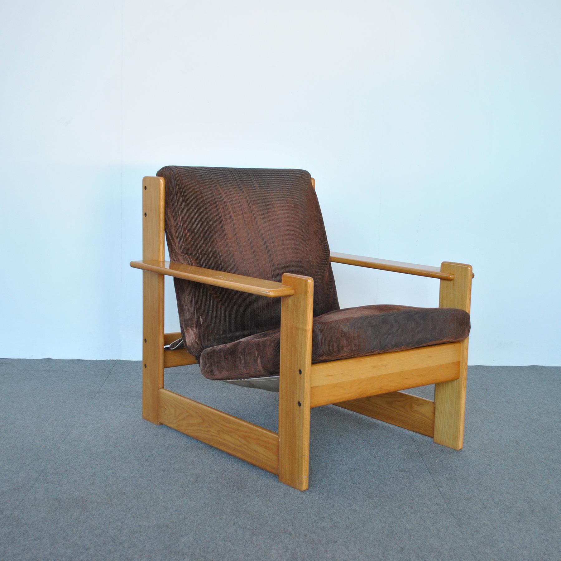 Italian Afra and Tobia Scarpa for Molteni attributed armchairs seventies For Sale