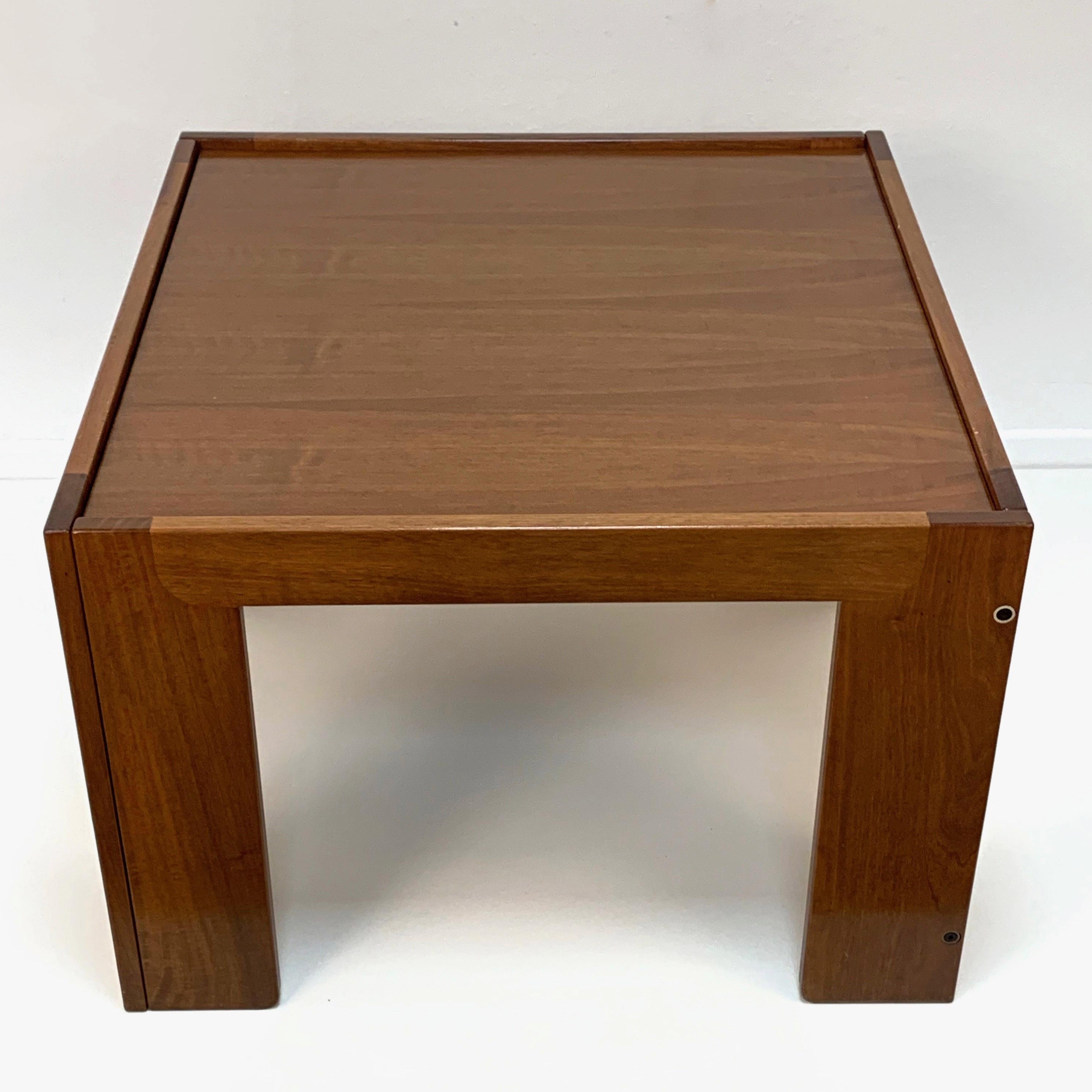 Wood Afra and Tobia Scarpa Midcentury Squared Italian Coffee Table for Cassina, 1960s