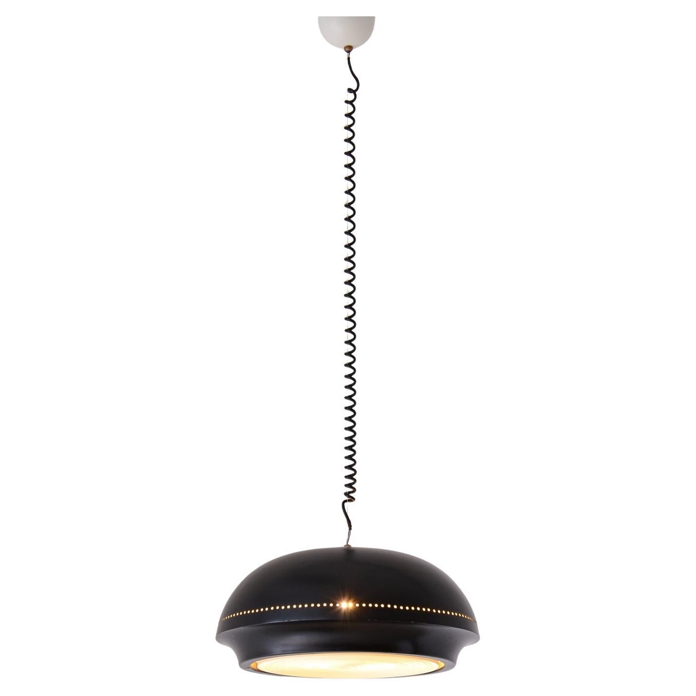 Afra & Tobia Scarpa  Lampada a sospensione in metallo laccato nero in vendita