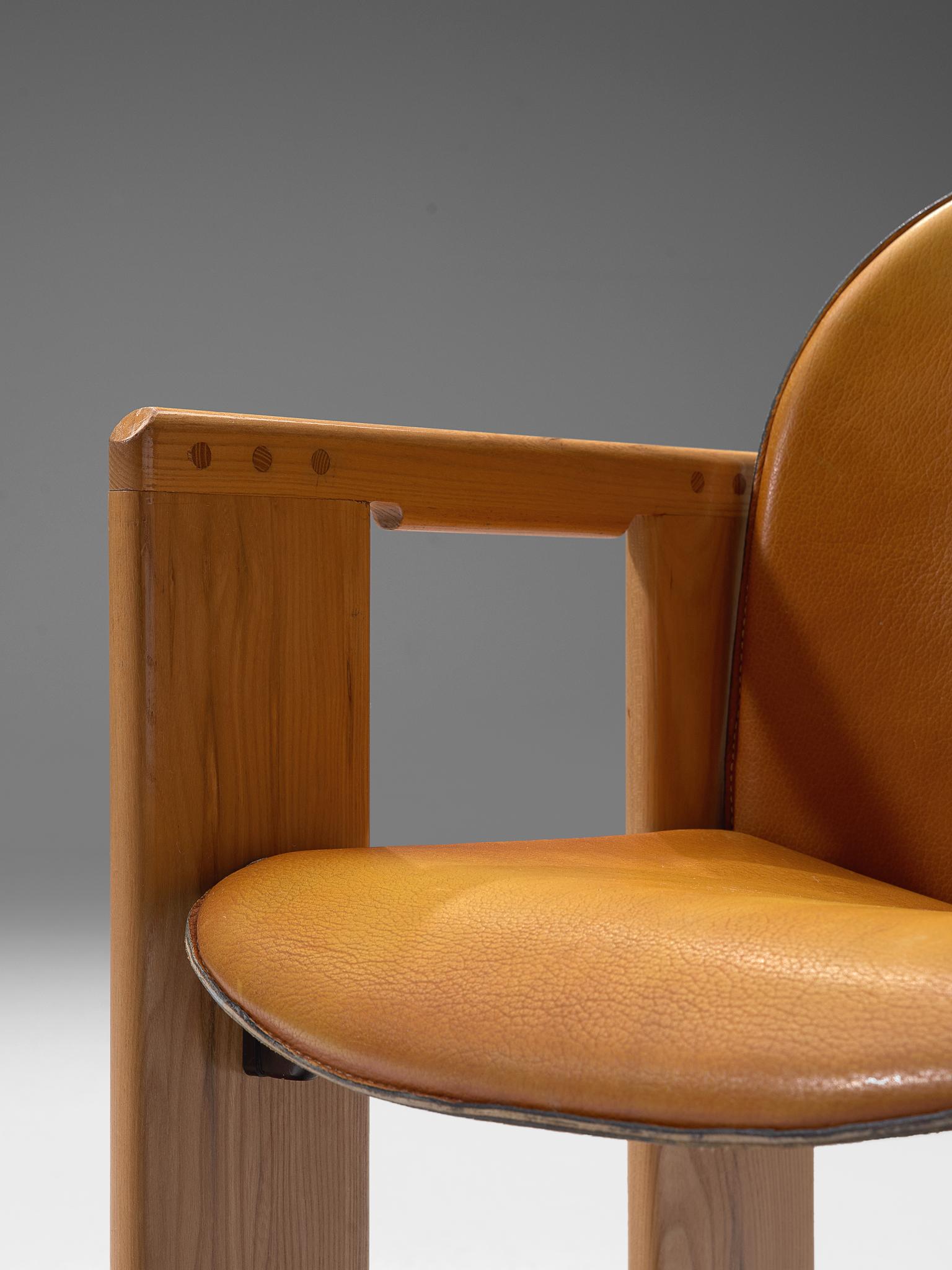 Mid-Century Modern Afra and Tobia Scarpa Set of Eight 'Dialogo' Cognac Leather Dining Chairs