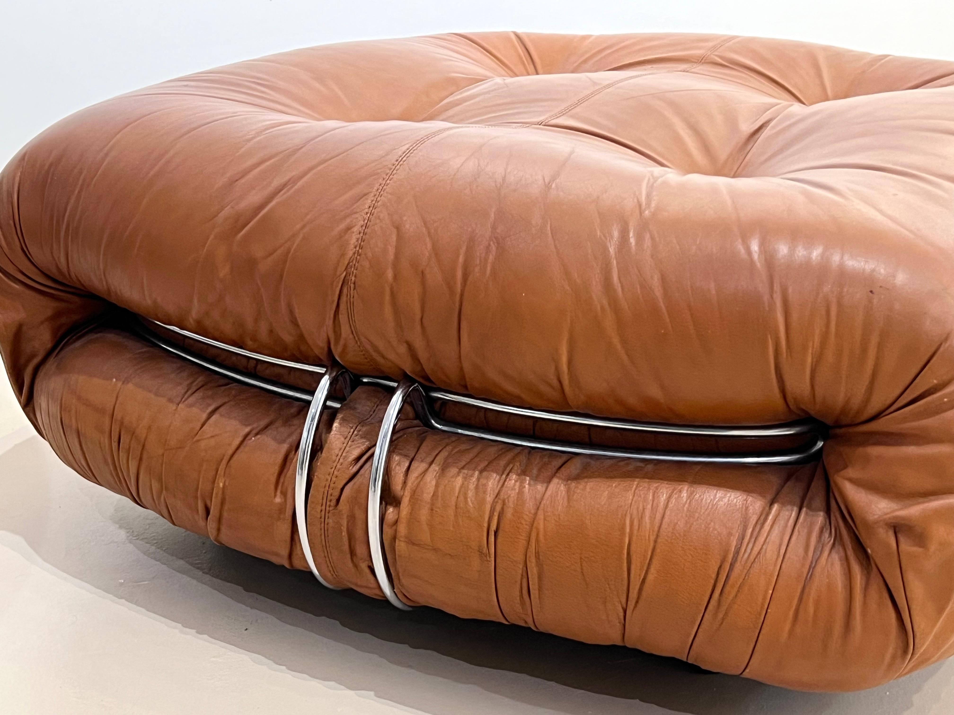 Fine XX secolo Pouf in pelle Afra & Tobia Scarpa Soriana di Cassina in vendita