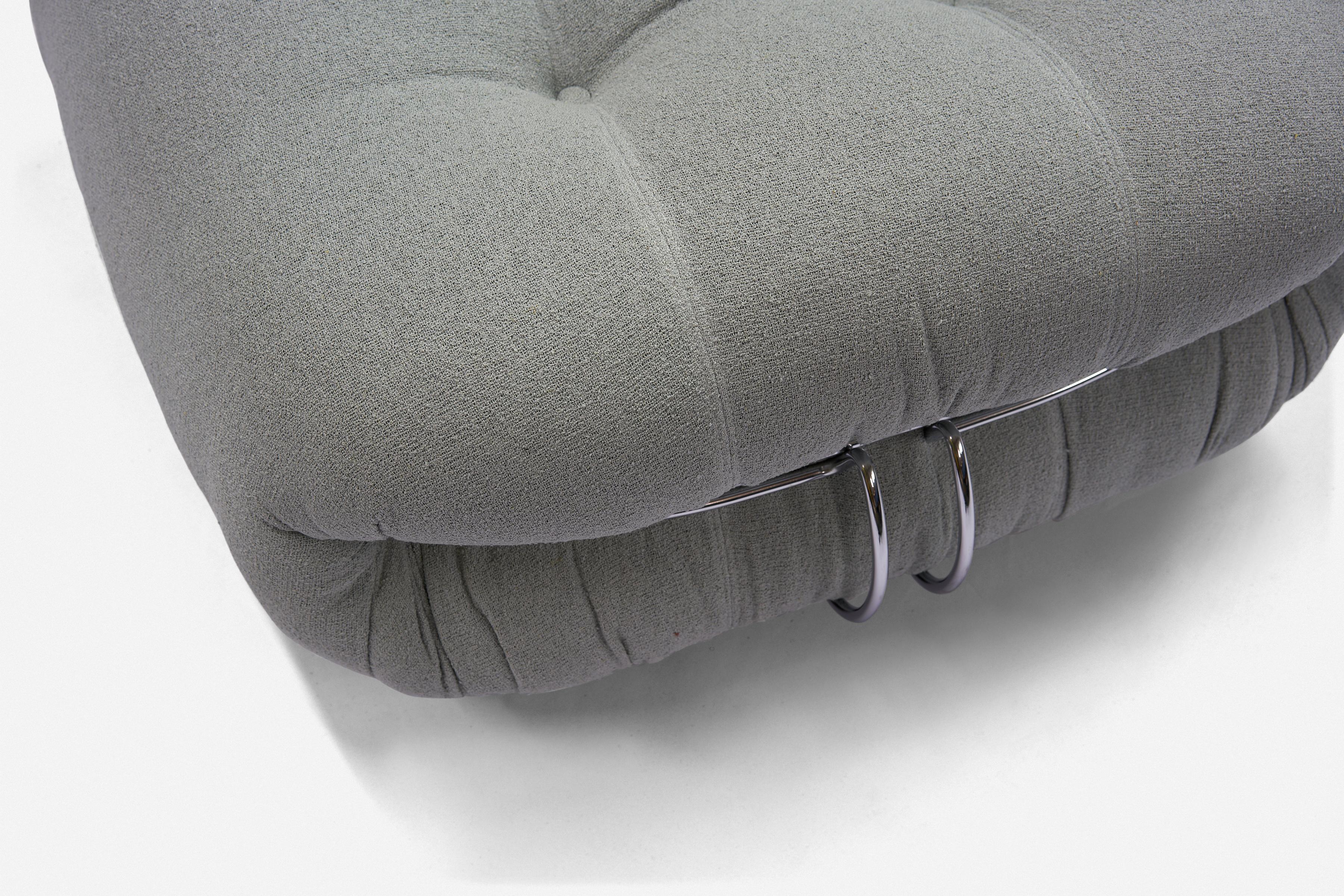 Bouclé Afra and Tobia Scarpa Soriana lounge chair and ottoman for Cassina For Sale