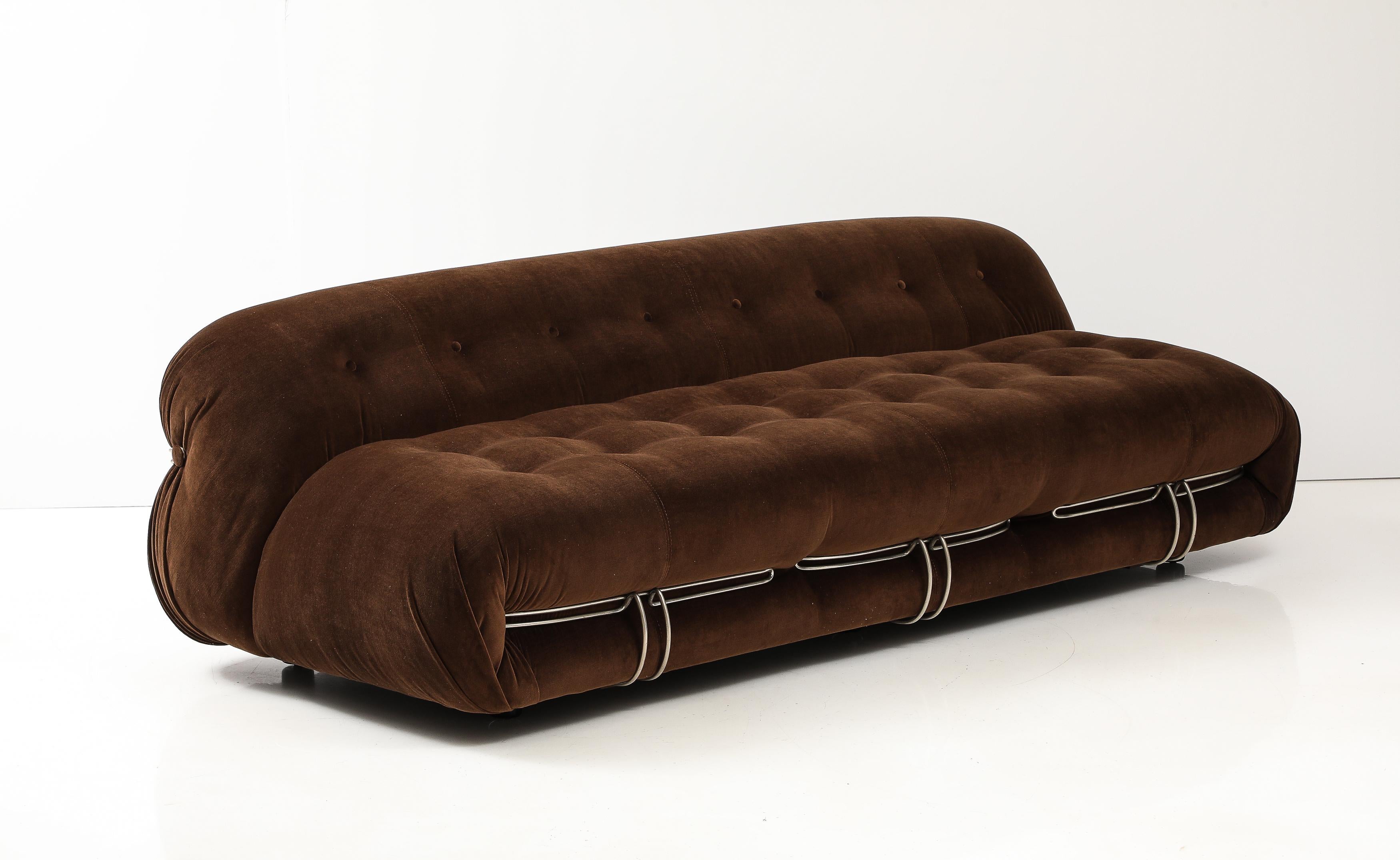 Afra und Tobia Scarpa 'Soriana' Dreisitziges Sofa für Cassina, Italien, 1969 im Angebot 8