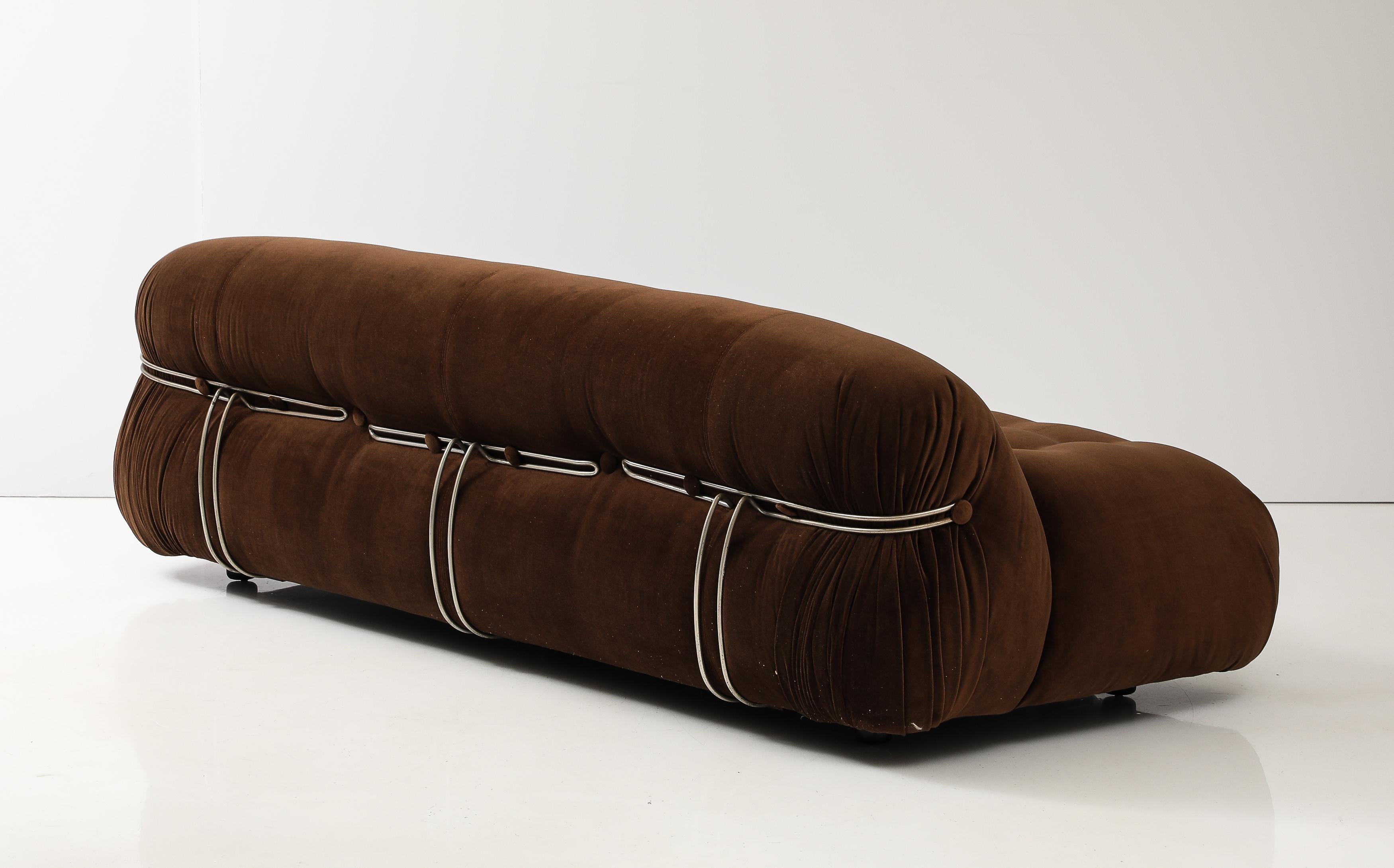 Afra und Tobia Scarpa 'Soriana' Dreisitziges Sofa für Cassina, Italien, 1969 im Angebot 3