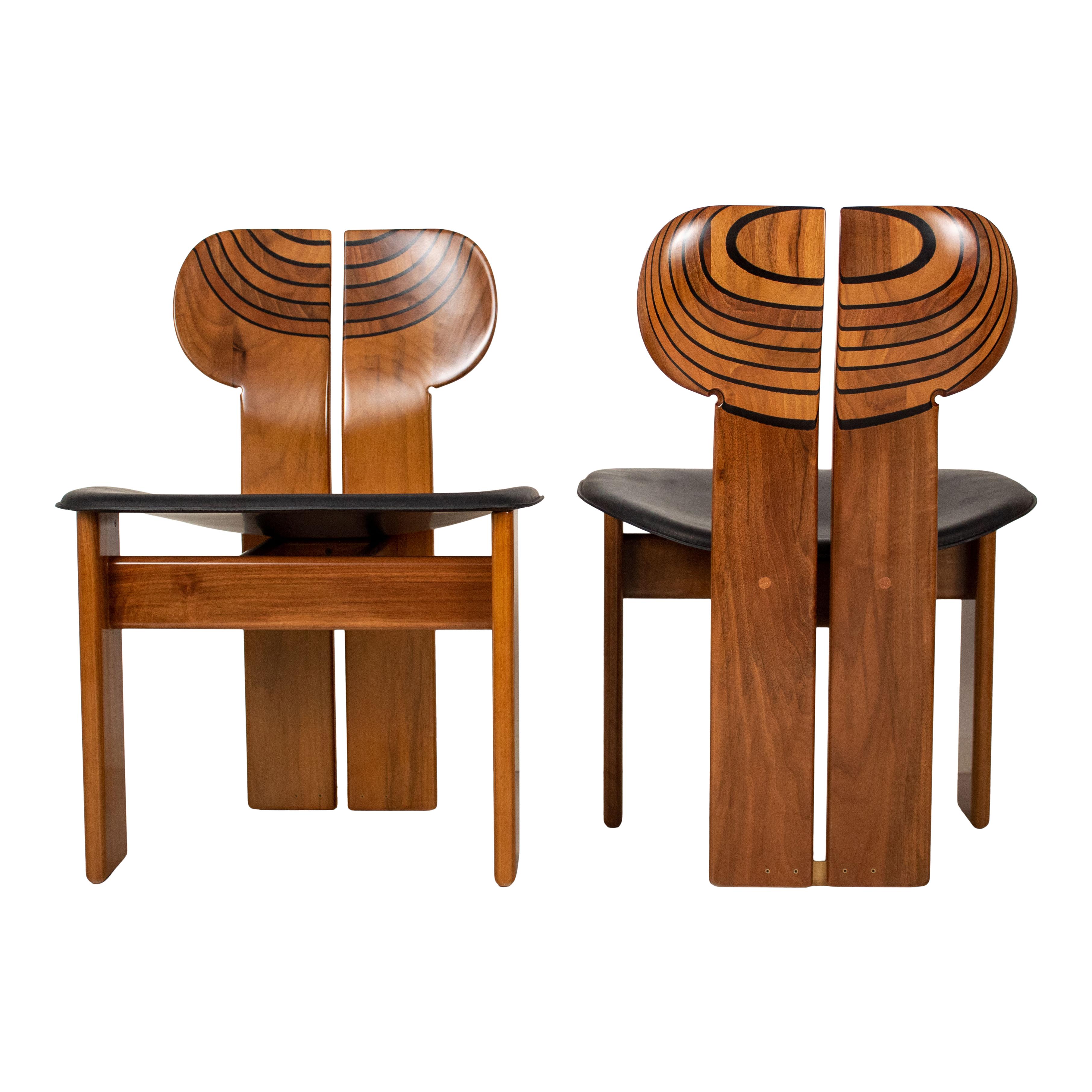 Afra and Tobia Scarpa Walnut Africa Dining Chair for Maxalto, 1976, Set of 4 For Sale 3