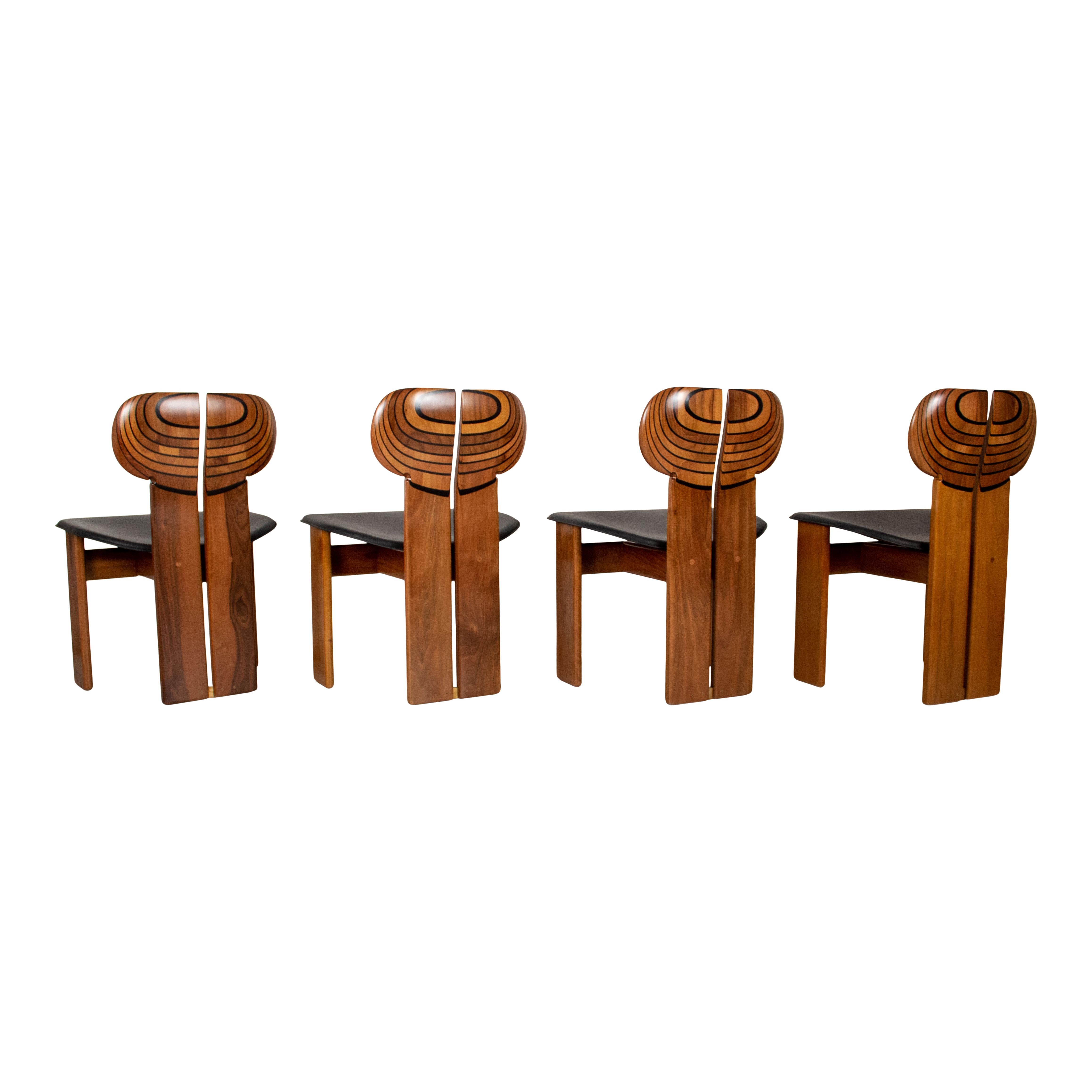 Afra and Tobia Scarpa Walnut Africa Dining Chair for Maxalto, 1976, Set of 4 For Sale 2