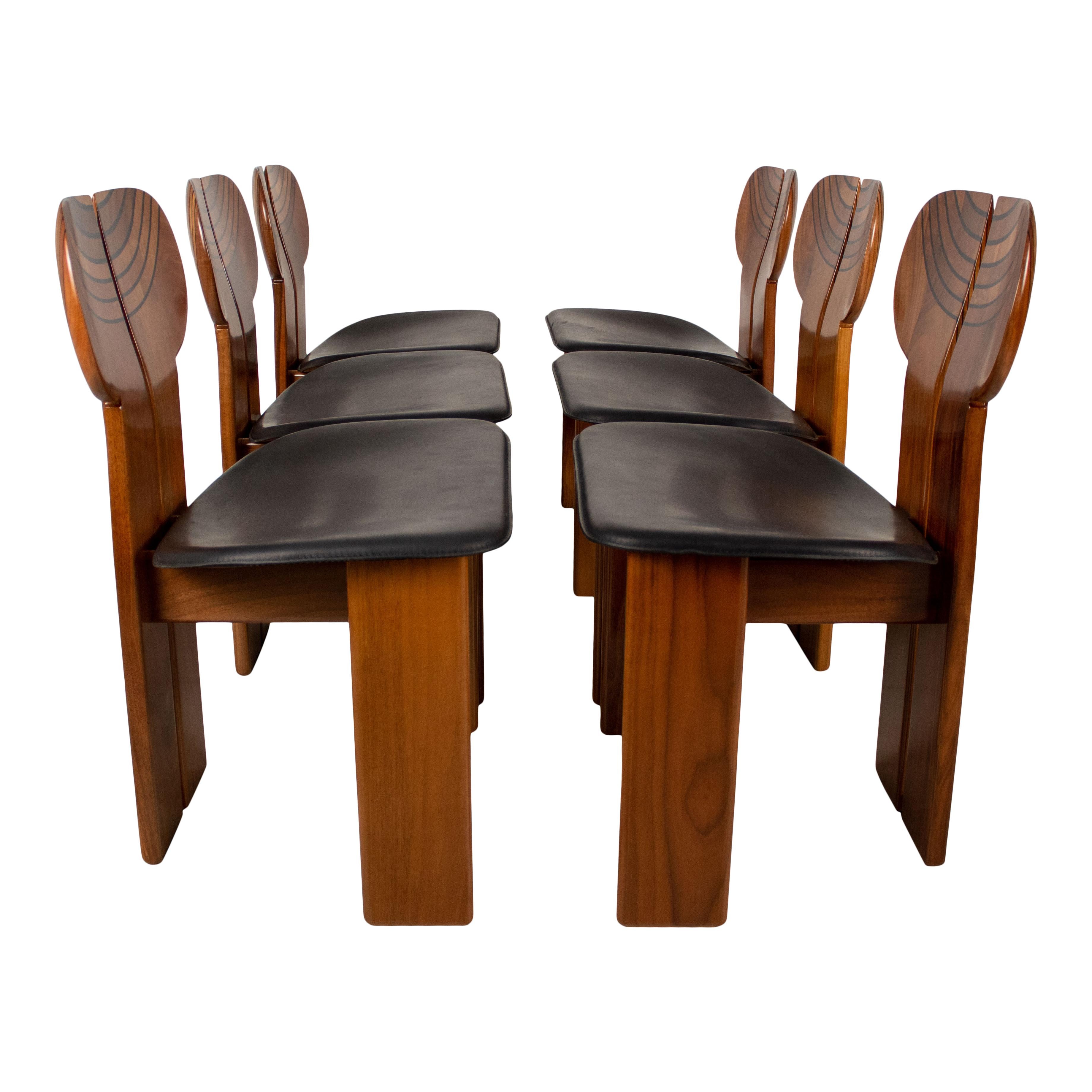 Afra and Tobia Scarpa Walnut Africa Dining Chair for Maxalto, 1976, Set of 6 For Sale 2