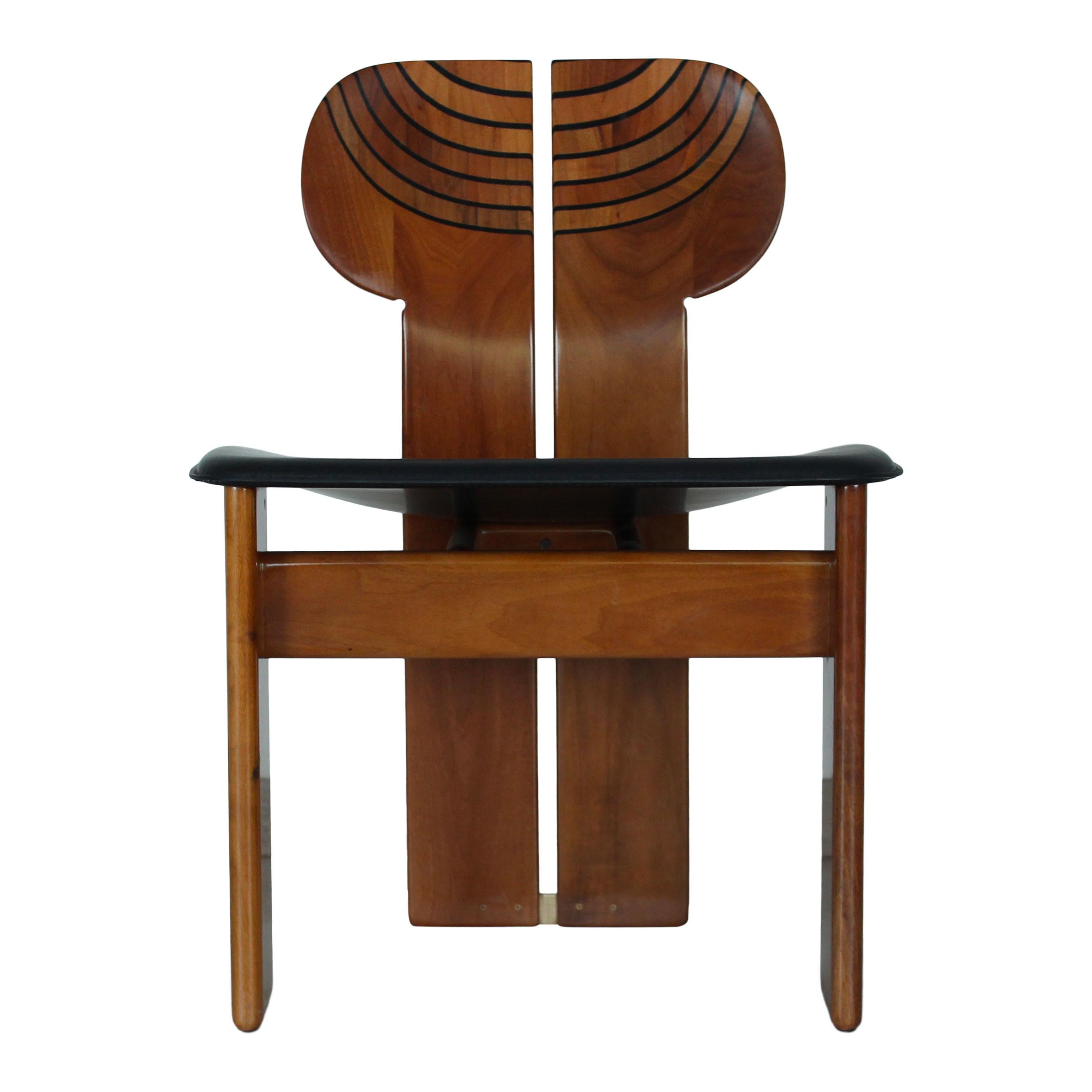 Afra and Tobia Scarpa Walnut Africa Dining Chair for Maxalto, 1976, Set of 8 For Sale 4