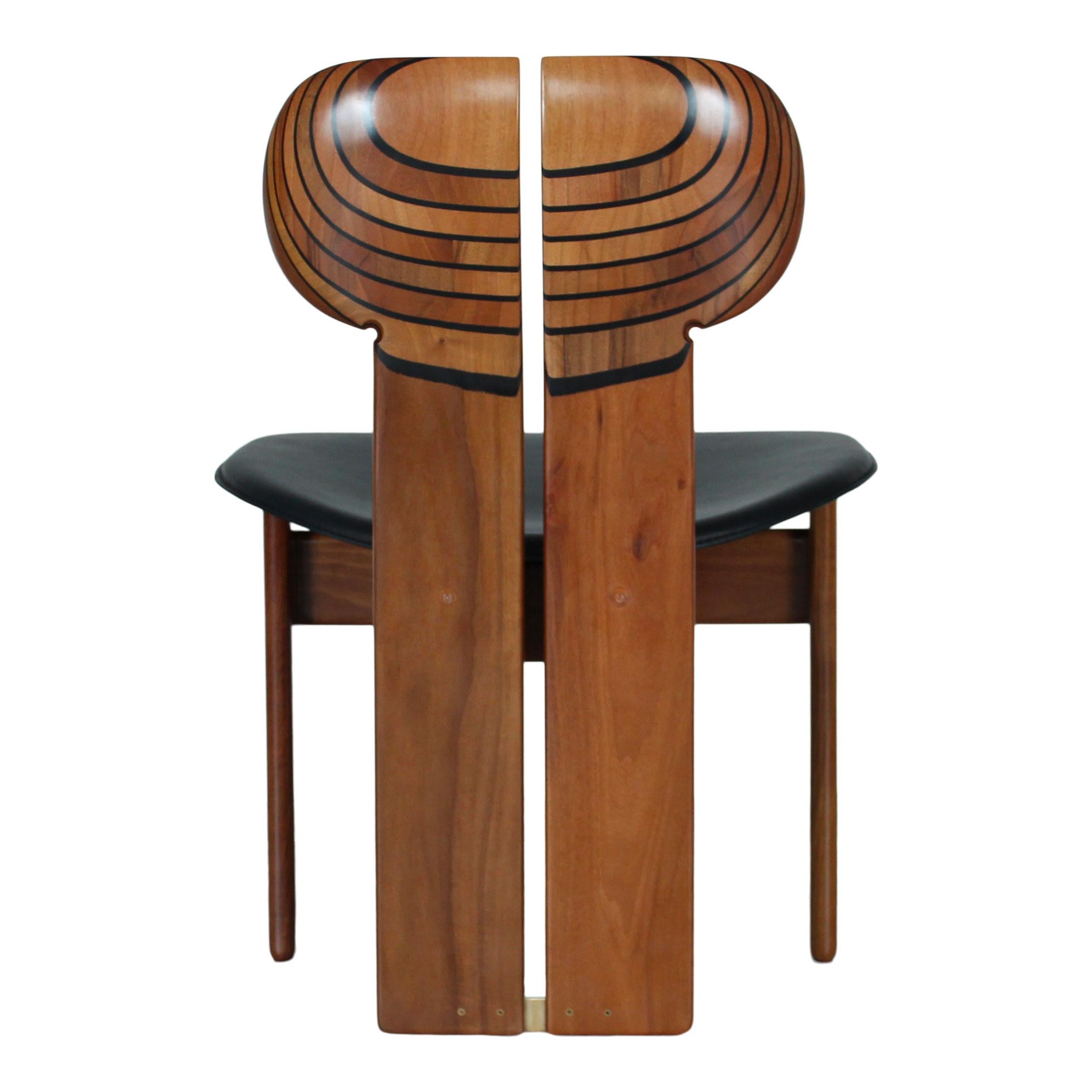 Afra and Tobia Scarpa Walnut Africa Dining Chair for Maxalto, 1976, Set of 8 For Sale 8