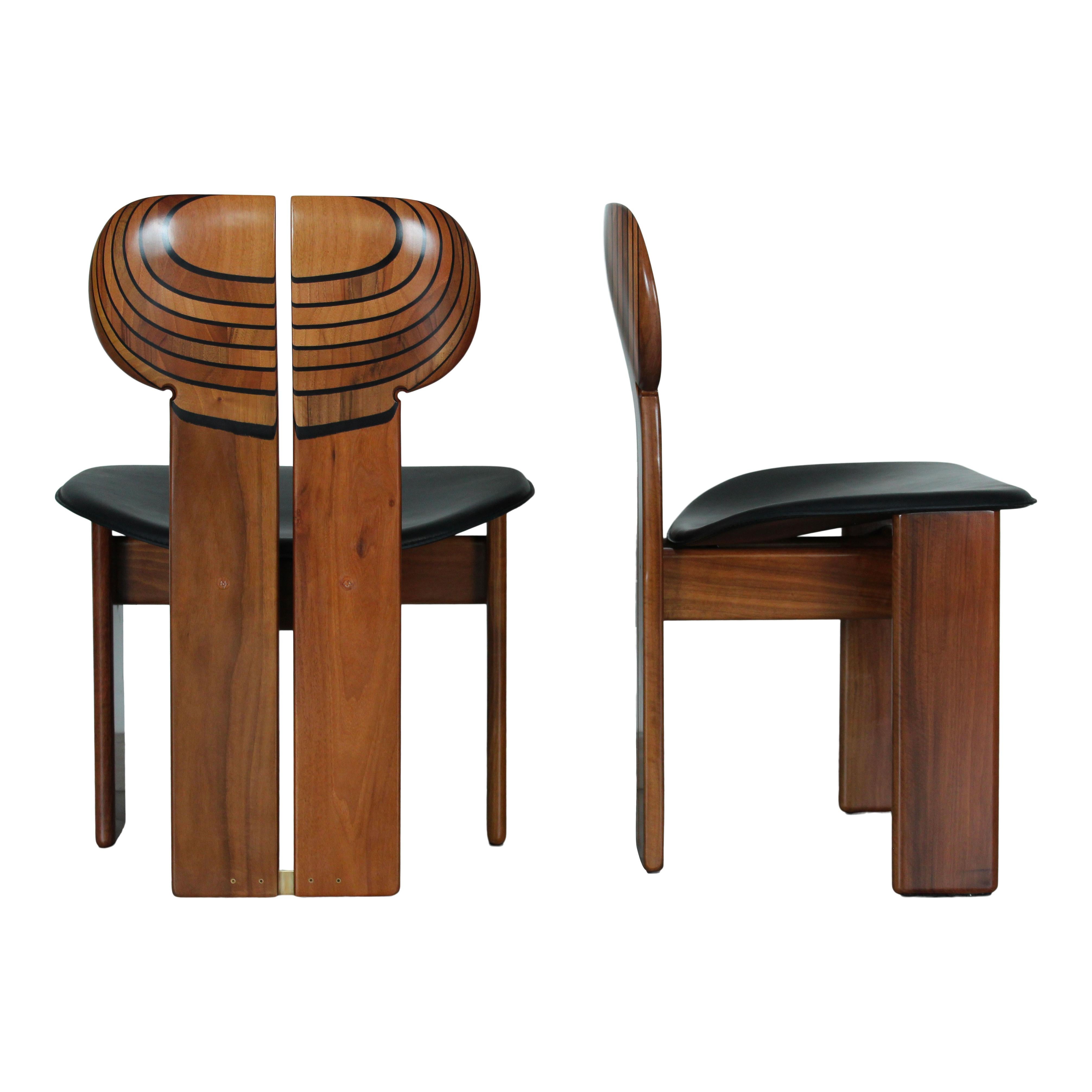 Afra and Tobia Scarpa Walnut Africa Dining Chair for Maxalto, 1976, Set of 8 For Sale 1