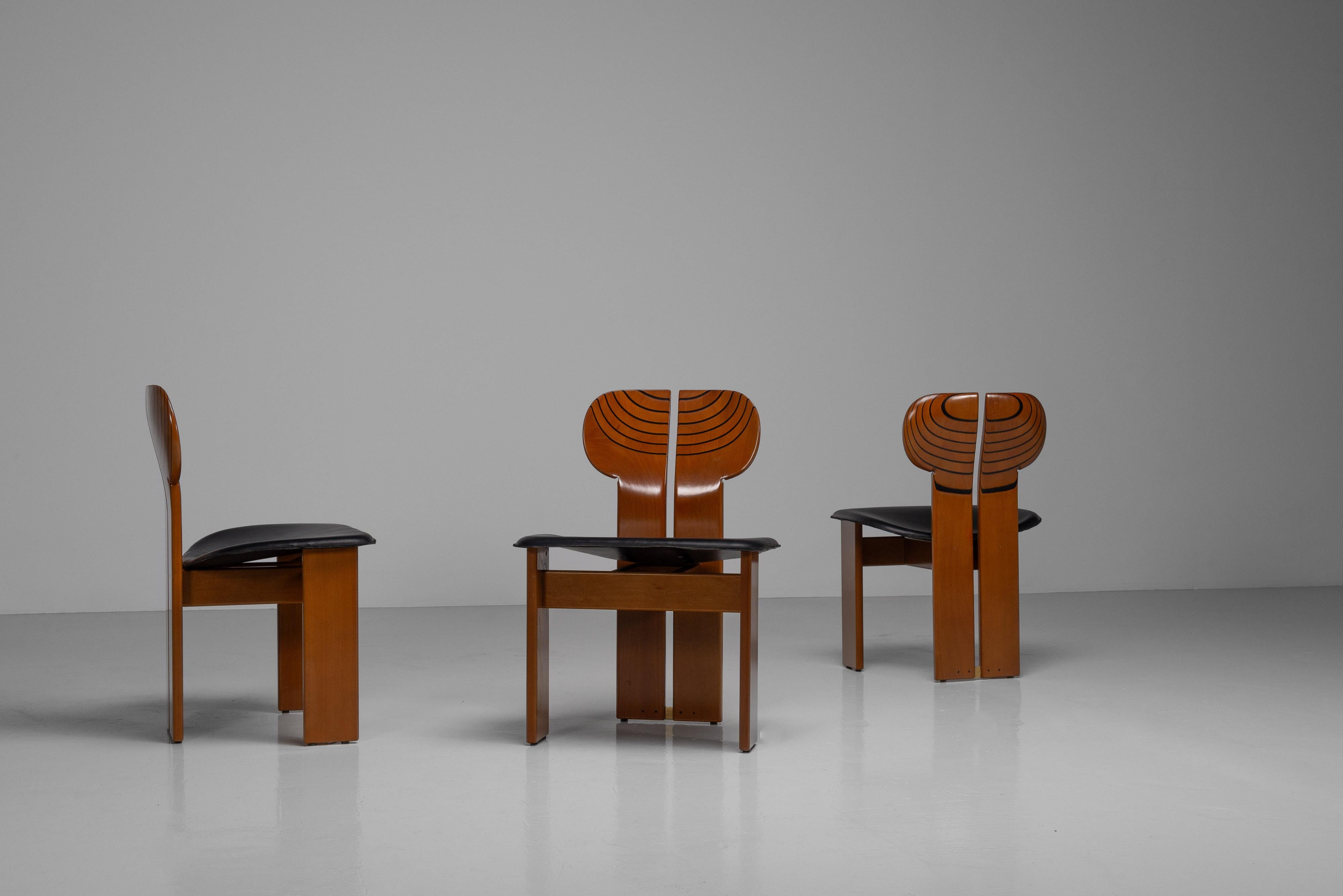 Afra e Tobia Scarpa Africa chairs Maxalto Italy 1975 For Sale 1