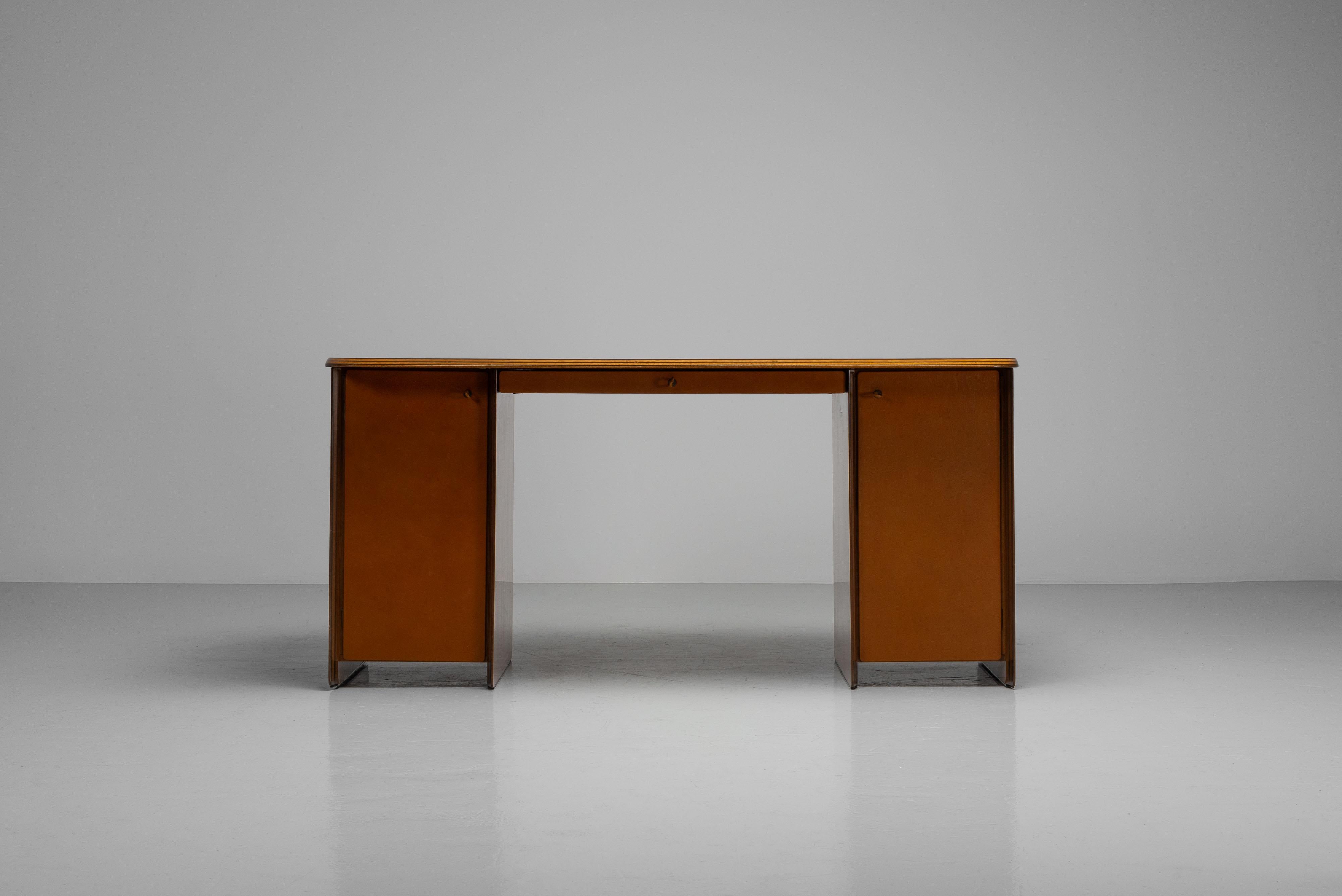 Late 20th Century Afra e Tobia Scarpa Artona desk Maxalto Italy 1975 For Sale