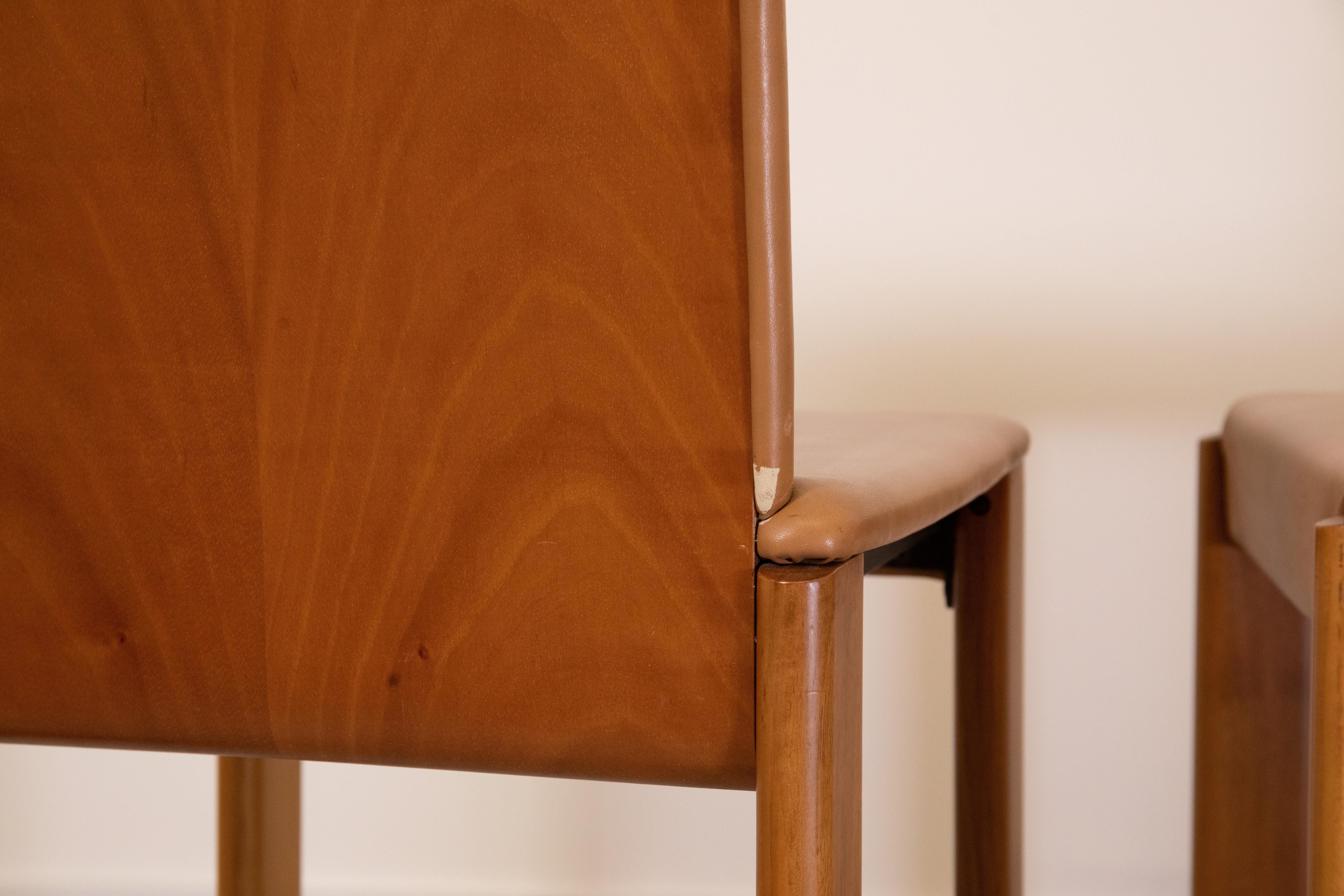 Afra et Tobia Scarpa pour Molteni - Ensemble de 4 chaises, 1980 en vente 6
