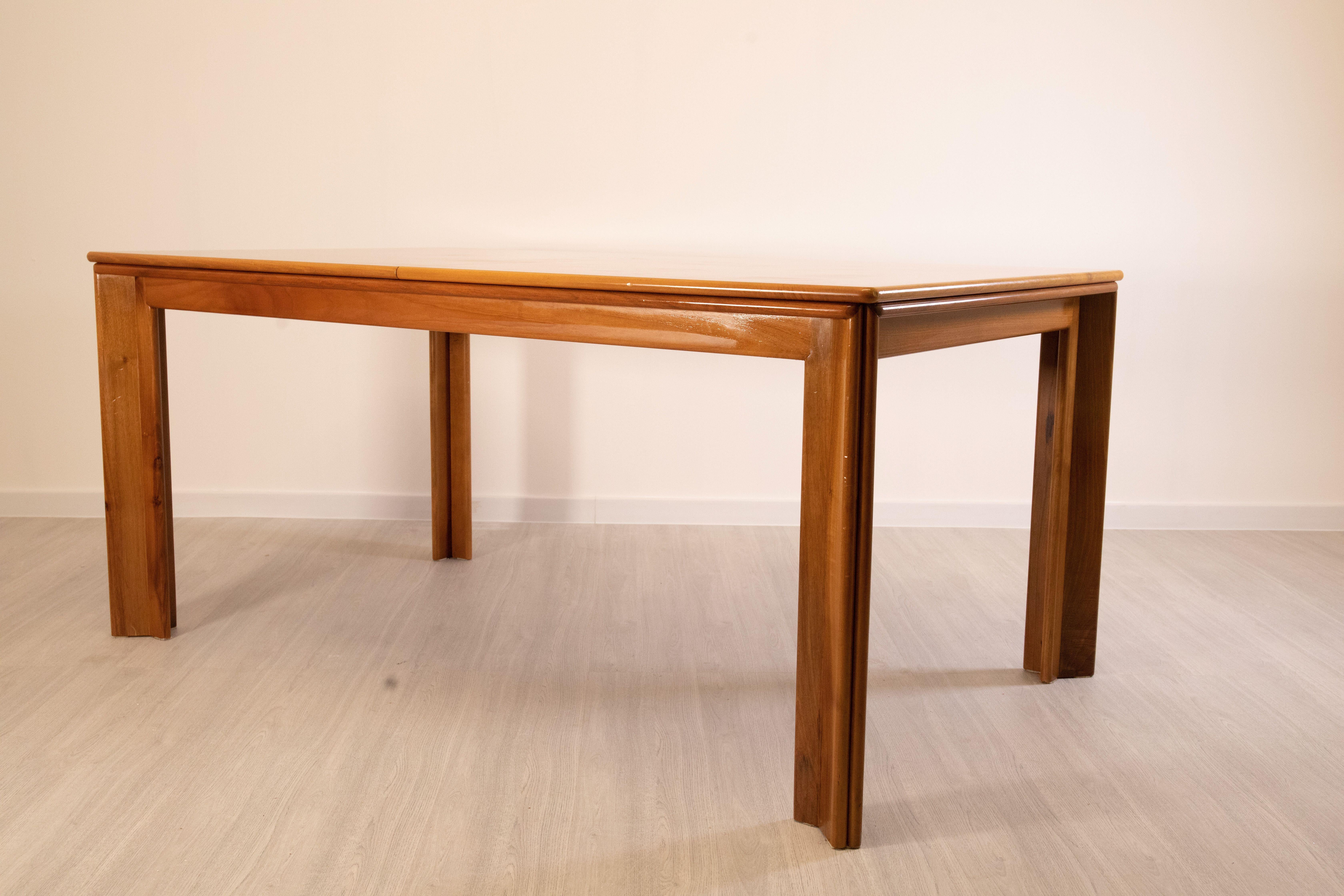 Afra and Tobia Scarpa for Molteni - Table Mod. MOU , 1980 For Sale 6