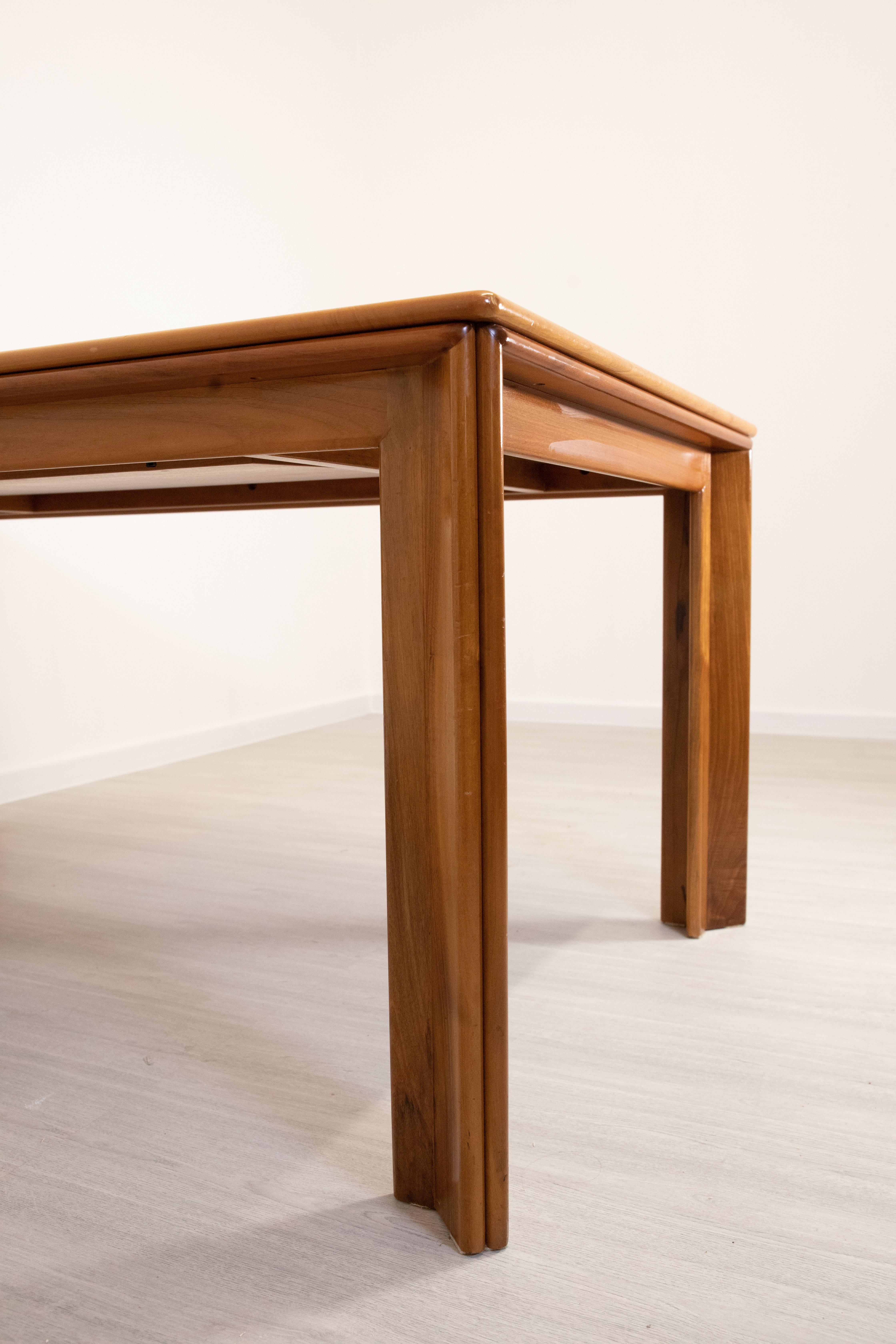 Wood Afra and Tobia Scarpa for Molteni - Table Mod. MOU , 1980 For Sale