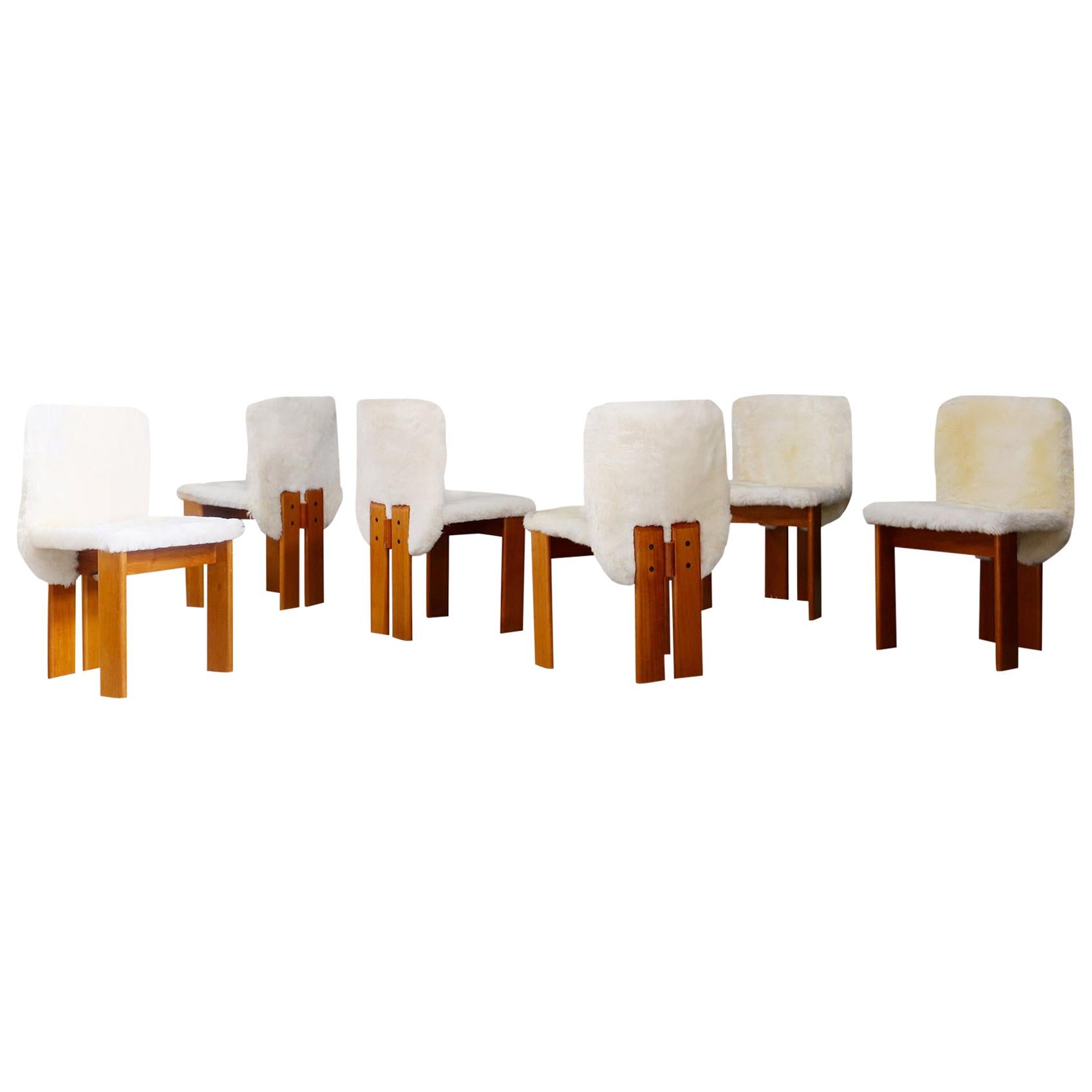 Afra e Tobia Scarpa Set of Six Chair Midcentury in Fur and Wood, 1970s