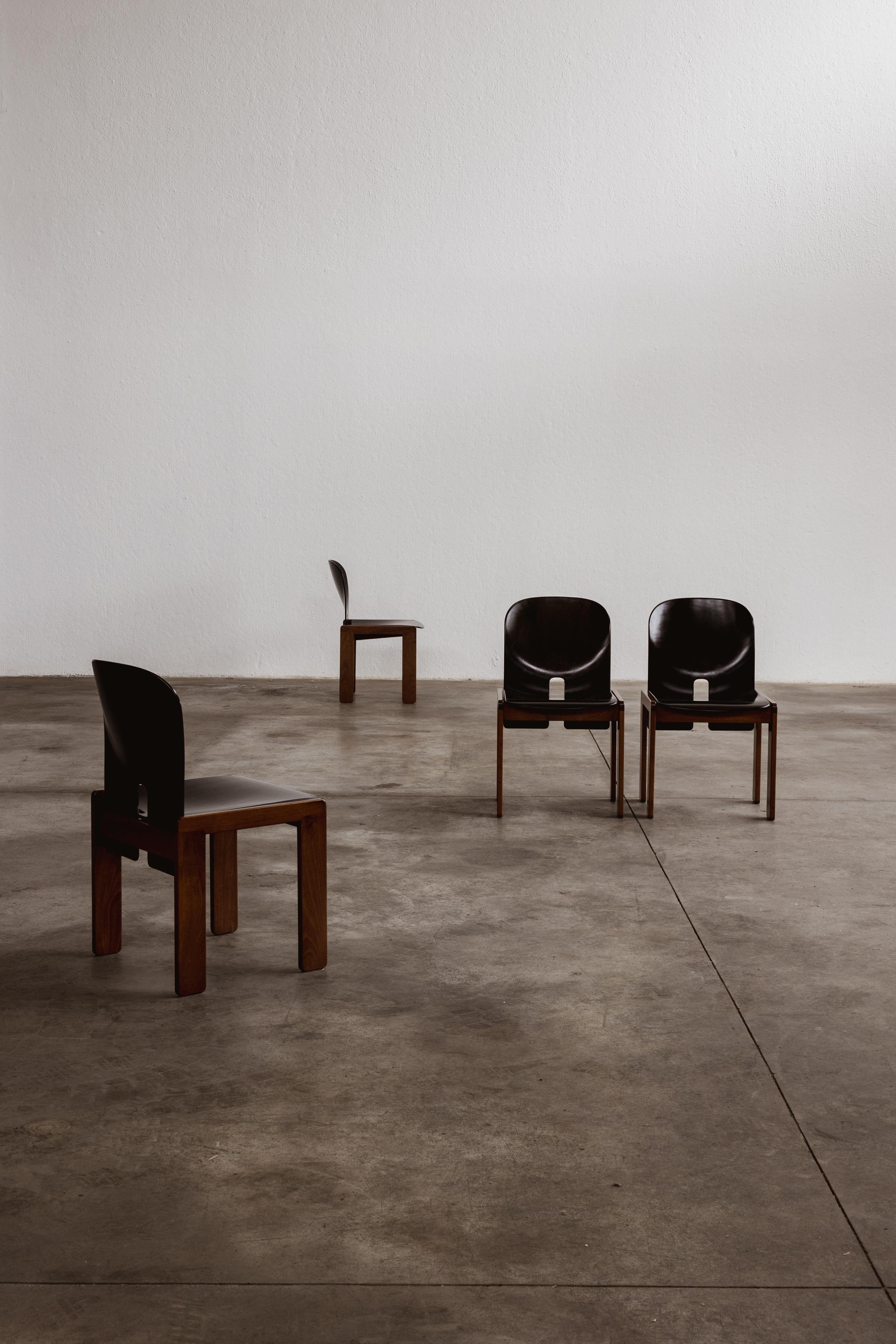 Afra & Tobia Scarpa Sillas 
