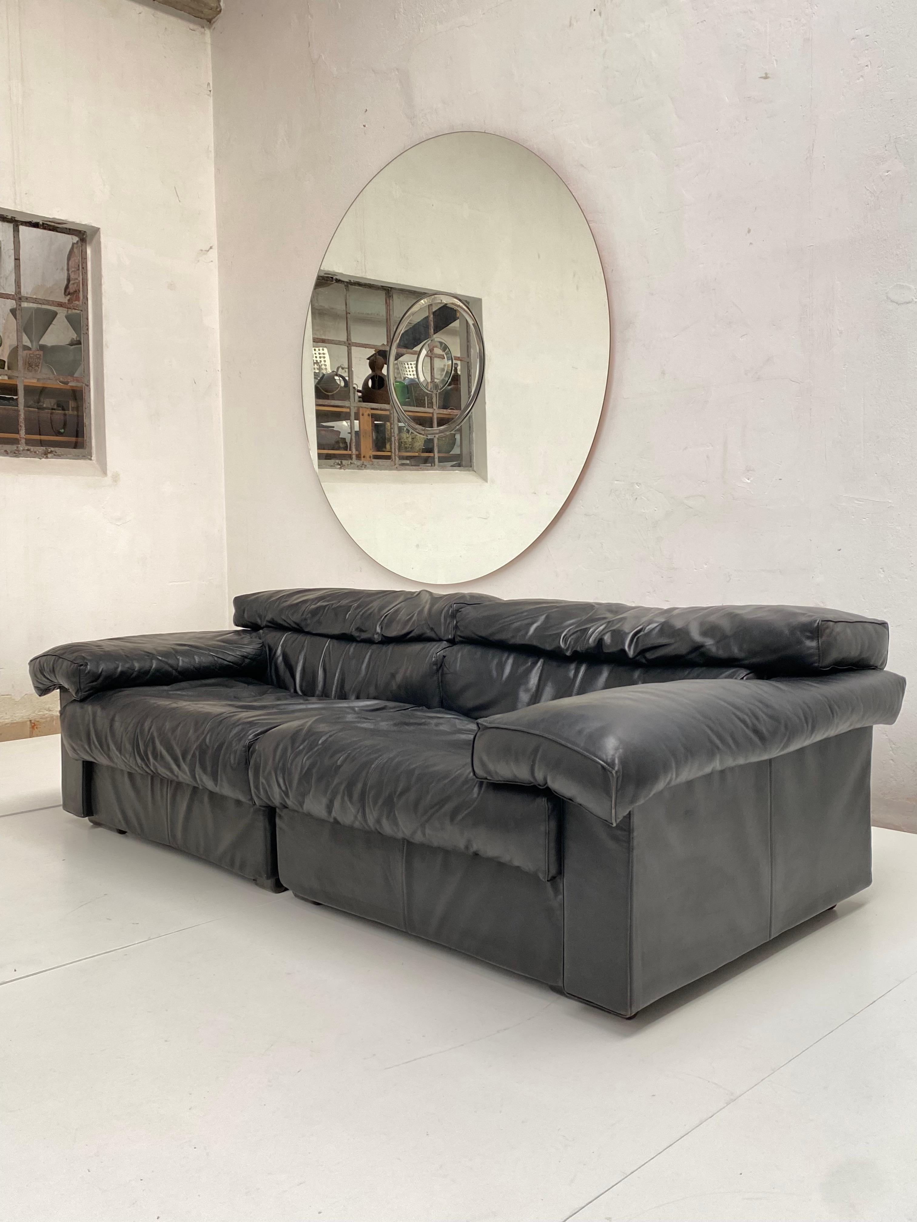 Afra & Tobia Scarpa 2 Seater 'Erasmo' Black Leather Sofa + Table B&B Italia 1973 For Sale 7