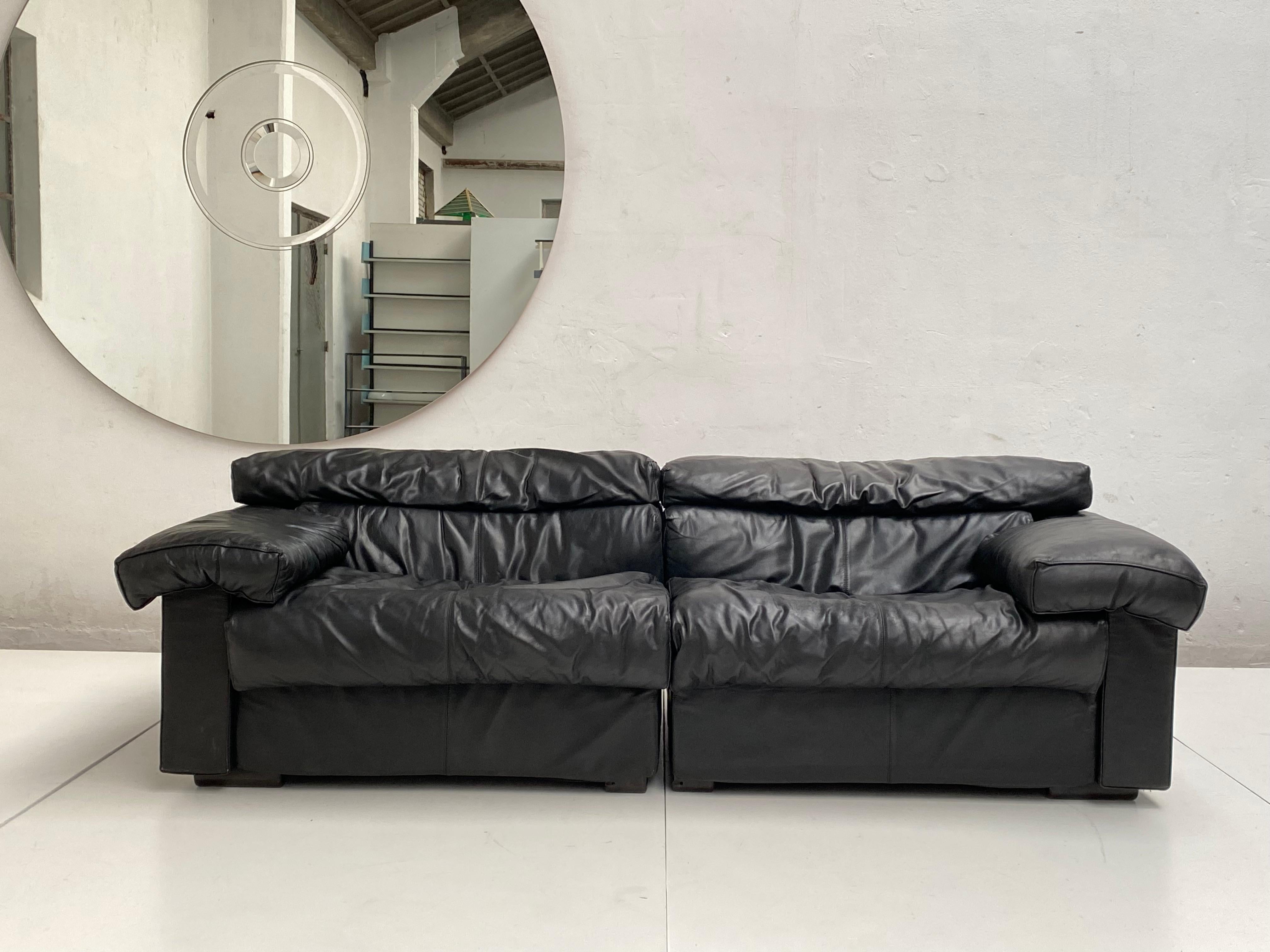 Afra & Tobia Scarpa 2 Seater 'Erasmo' Black Leather Sofa + Table B&B Italia 1973 For Sale 8