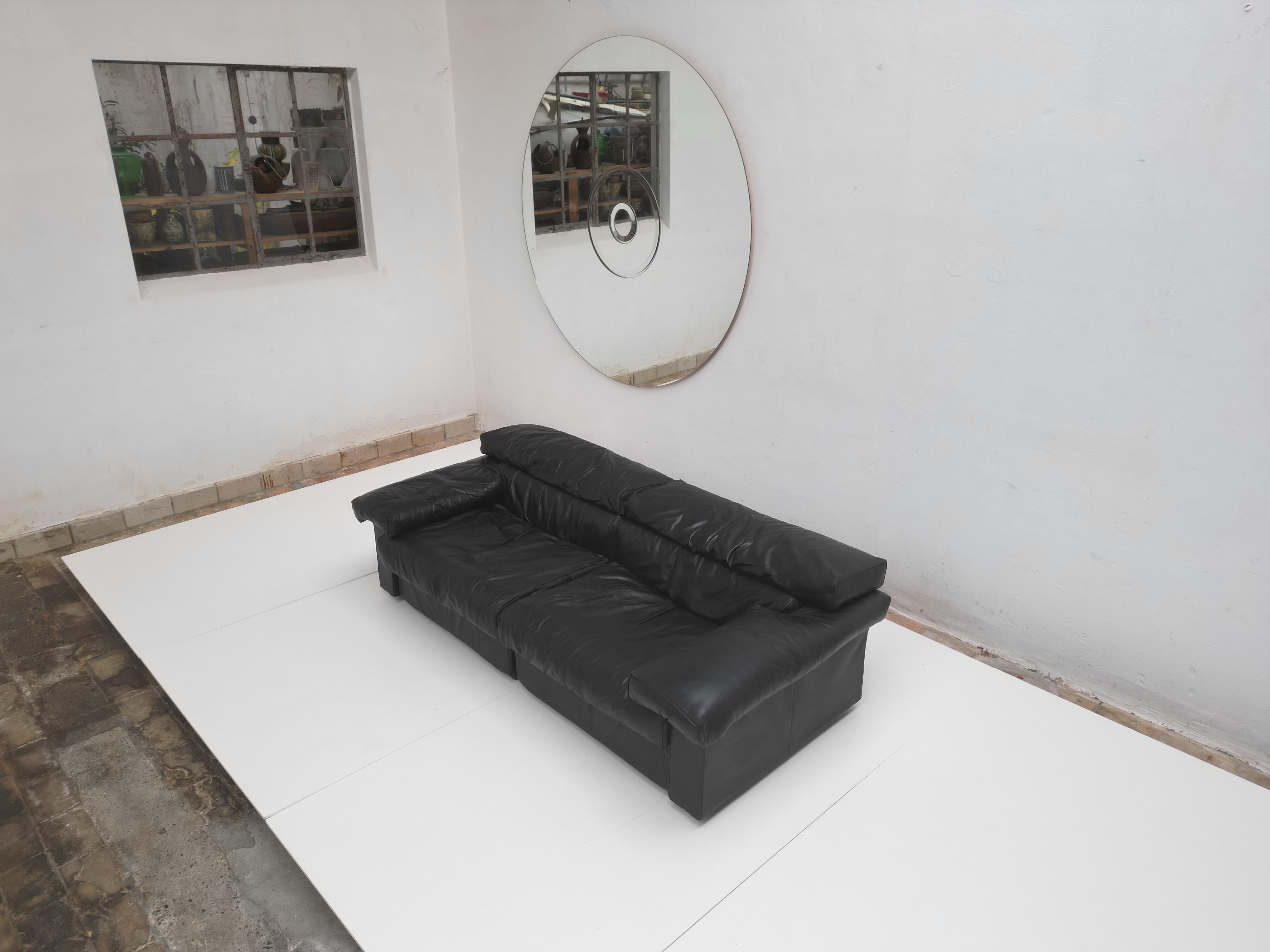 Afra & Tobia Scarpa 2 Seater 'Erasmo' Black Leather Sofa + Table B&B Italia 1973 For Sale 1