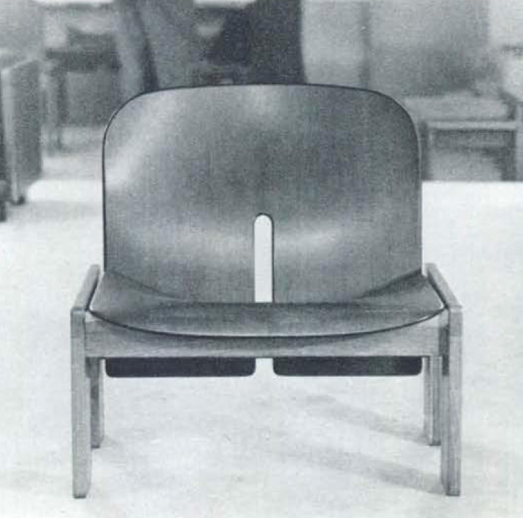 Italian Afra & Tobia Scarpa, a Pair of Lounge Chairs, Model 925, Cassina, 1960s