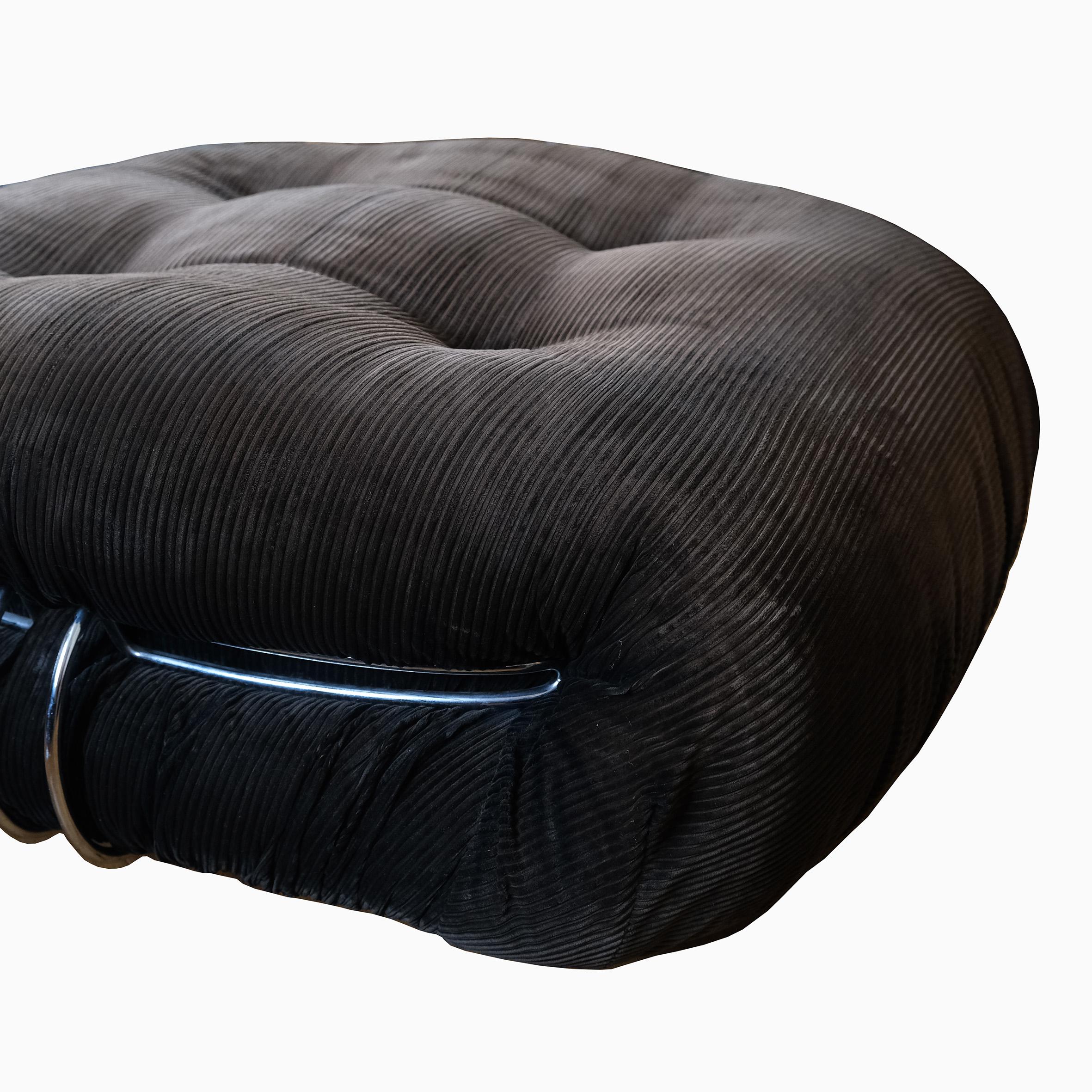 Afra & Tobia Scarpa, a Soriana Ottoman, Cassina, 1970s In Good Condition For Sale In Paris, FR