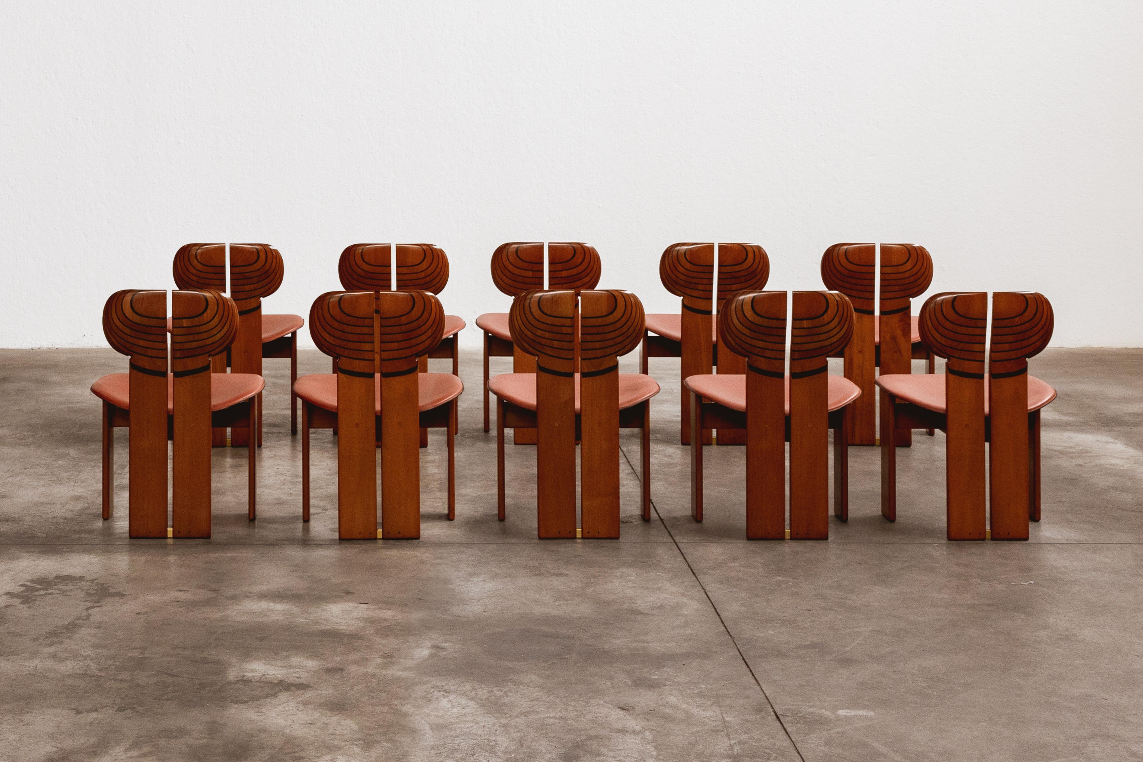 Chaises Afra & Tobia Scarpa 