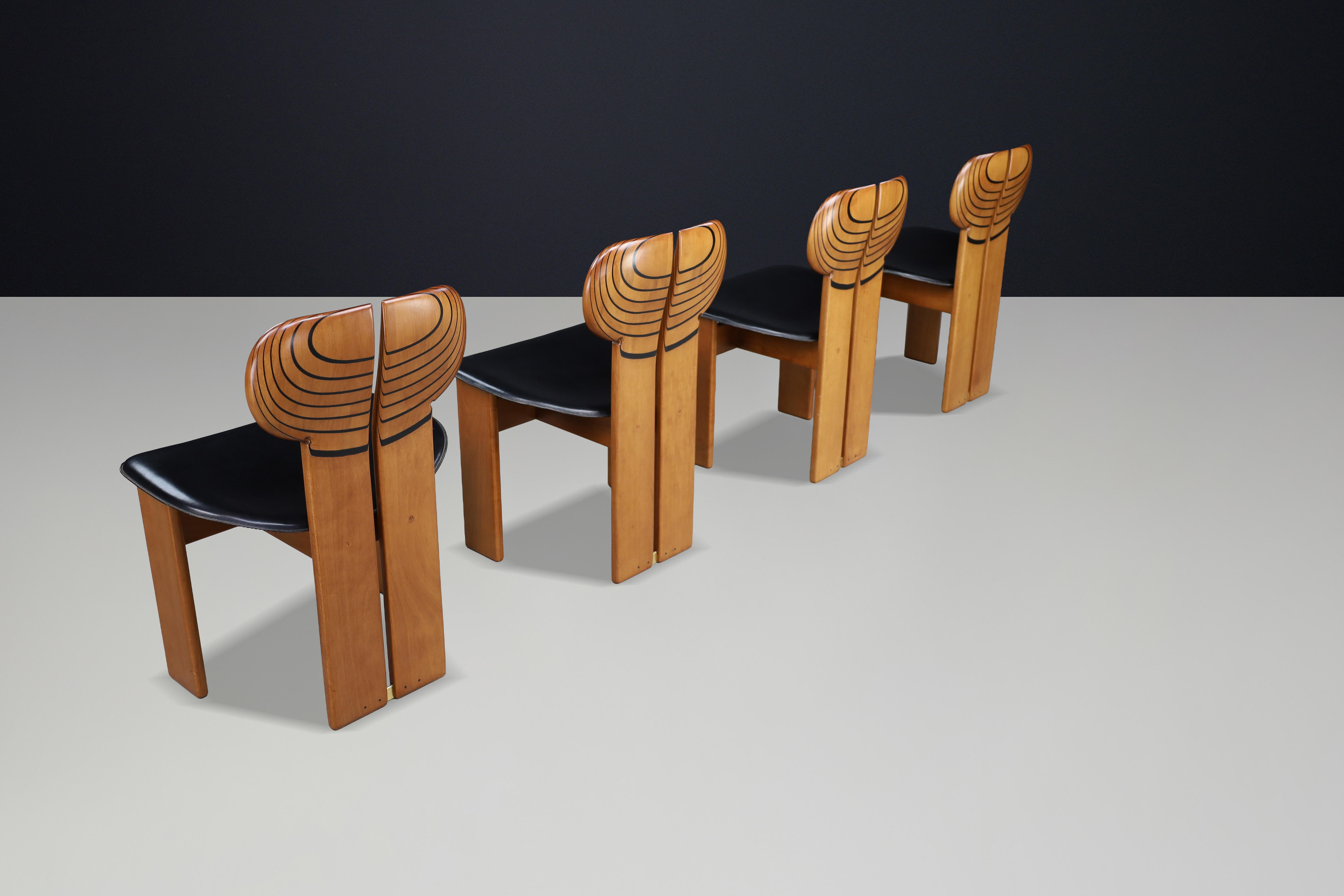 Afra & Tobia Scarpa 'Africa' Stühle für Maxalto, Nussbaum und Leder, Italien 1975 im Angebot 5