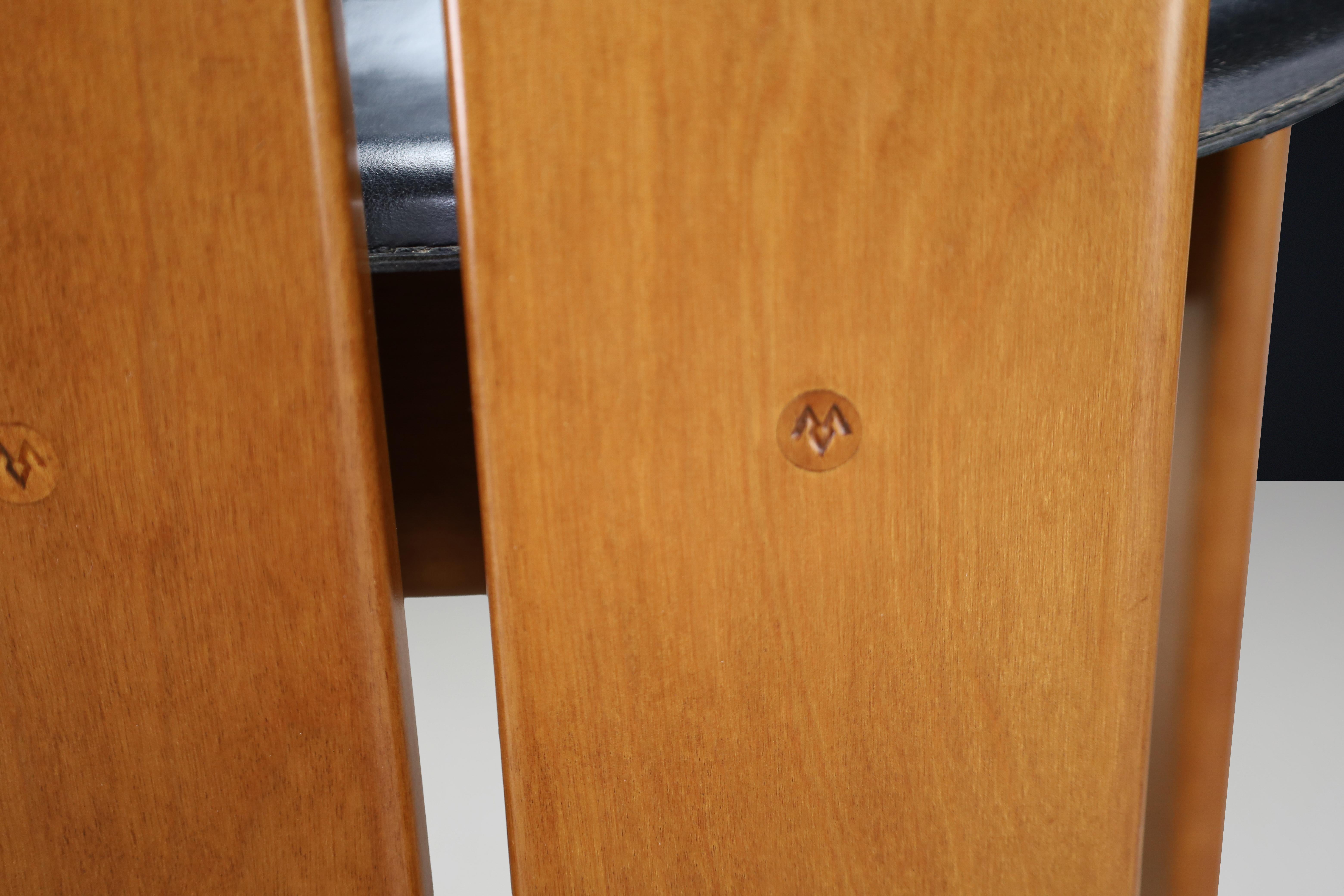 Afra & Tobia Scarpa 'Africa' Stühle für Maxalto, Nussbaum und Leder, Italien 1975 (Messing) im Angebot