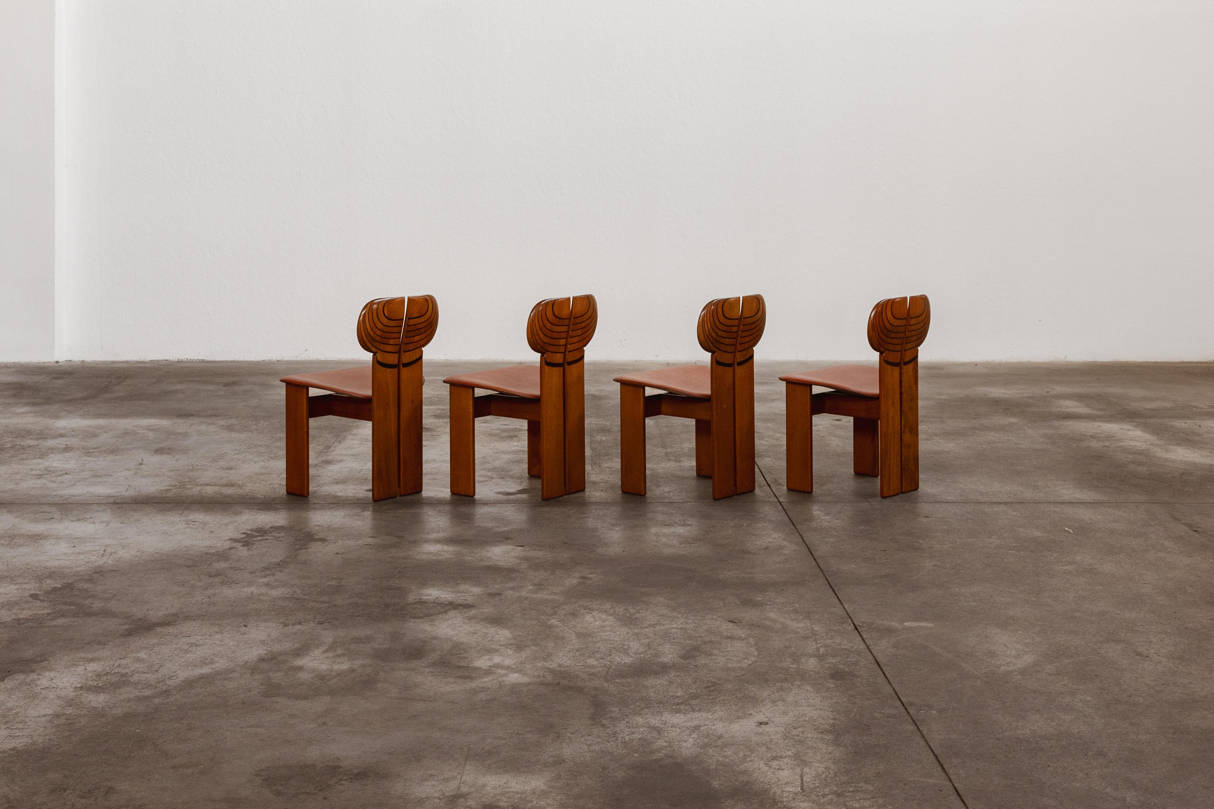 italien Chaises Afra & Tobia Scarpa 